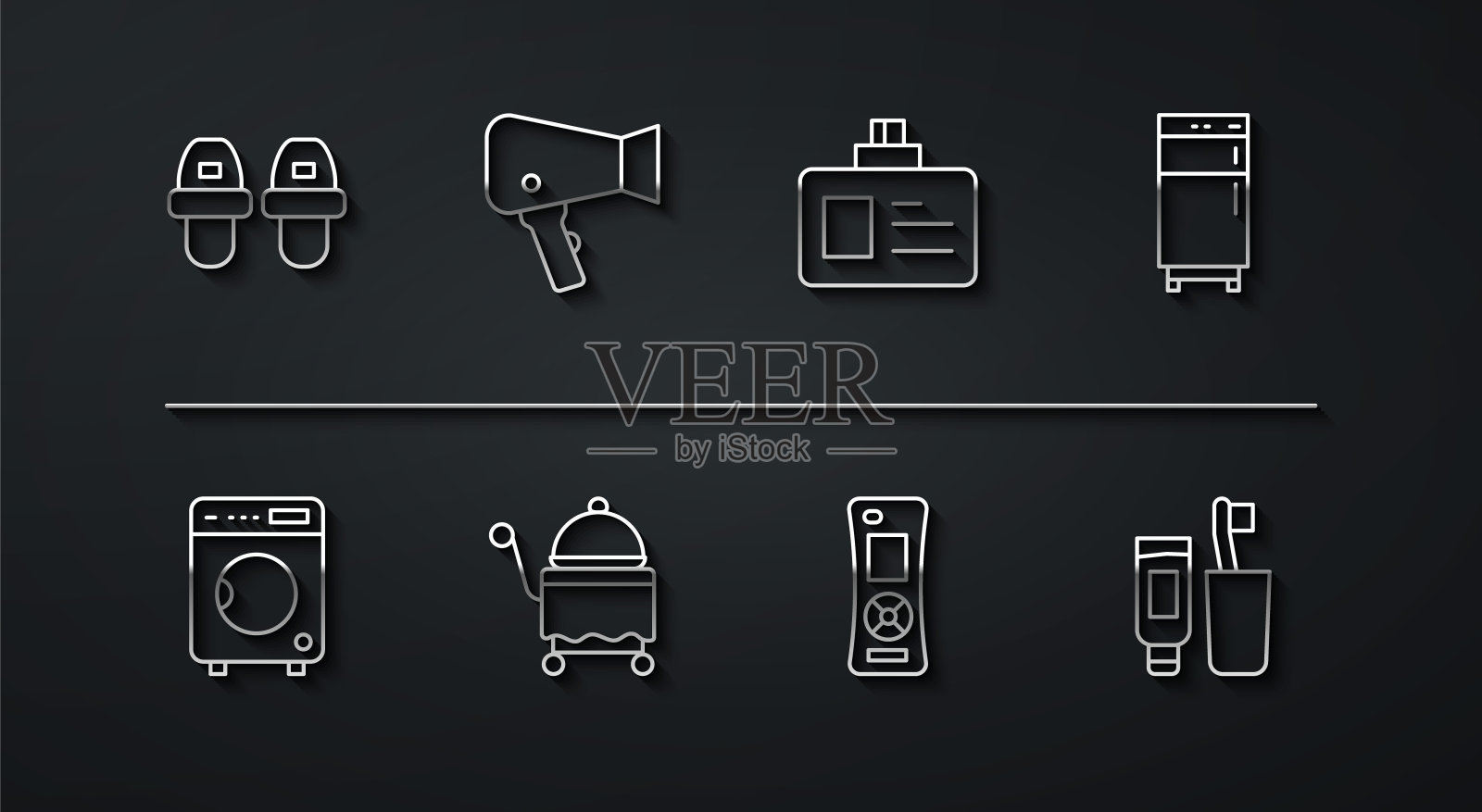 设置酒店拖鞋，洗衣机，冰箱，遥控器，带托盘，吹风机，牙刷和牙膏以及标识徽章图标。向量插画图片素材