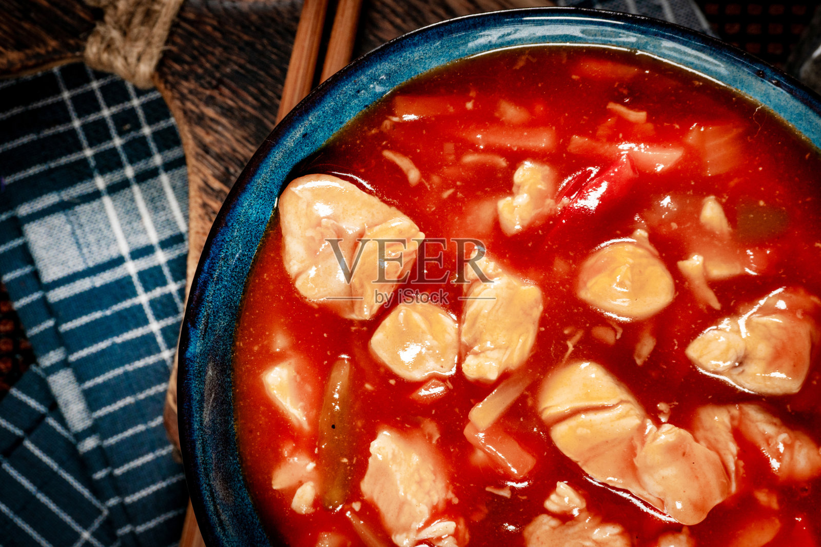 中国鸡糖醋酱。照片摄影图片