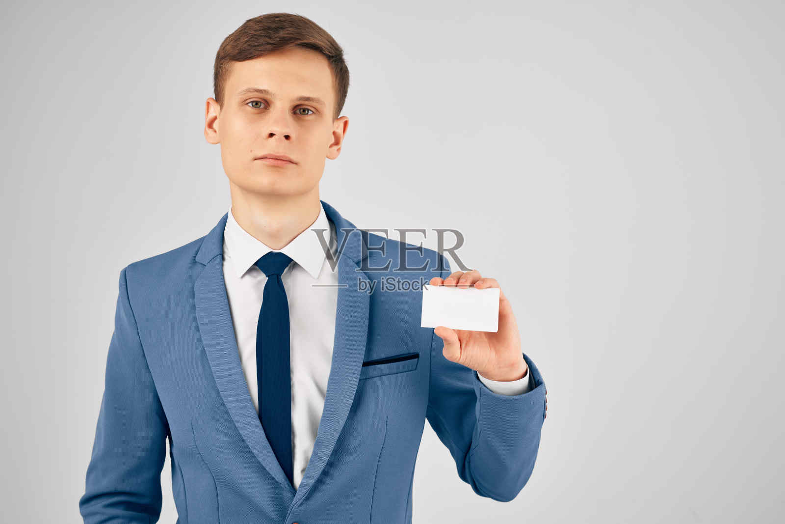 西装革履的人名片复印空间工作照片摄影图片