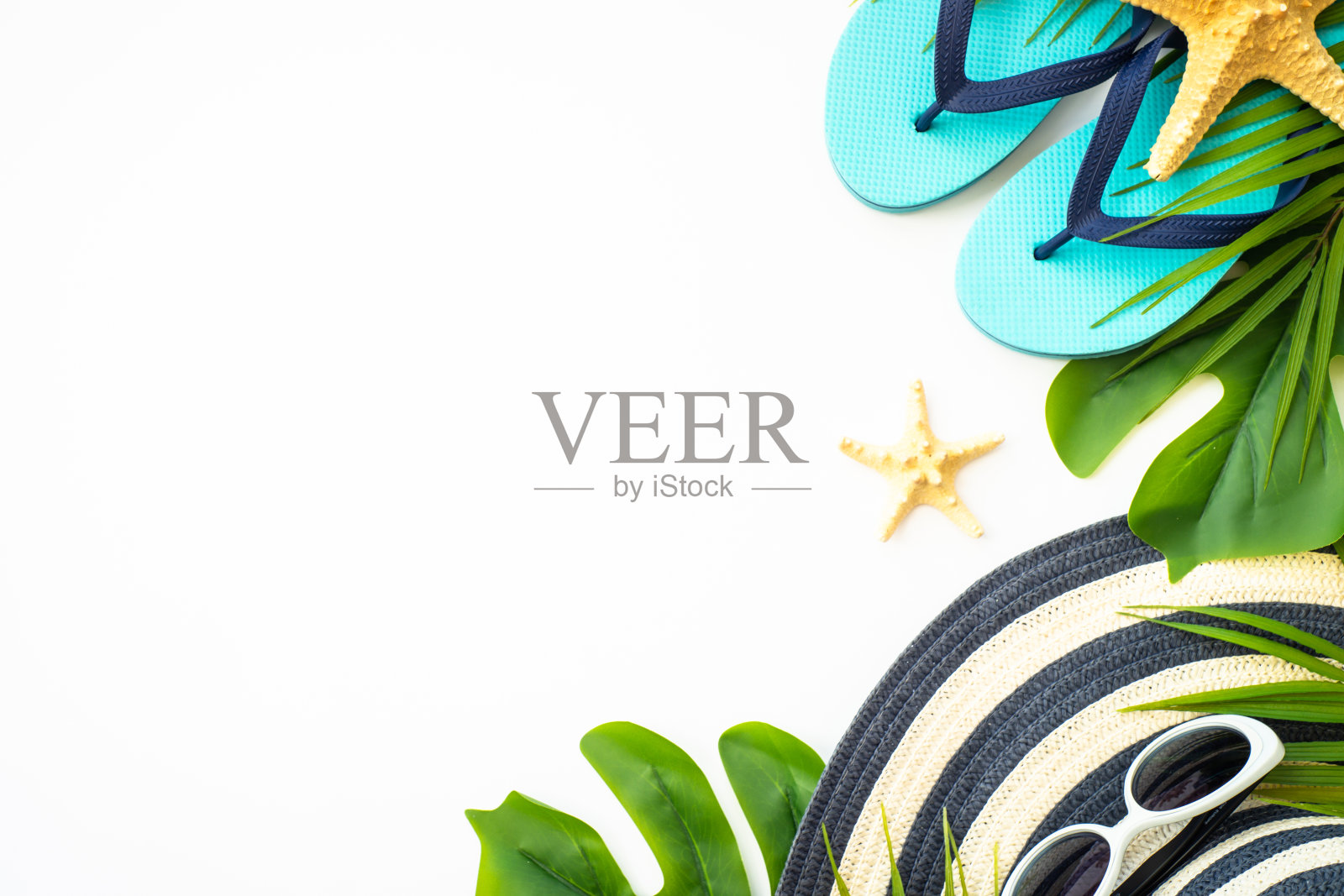 夏日平铺背景，海边度假上白。照片摄影图片