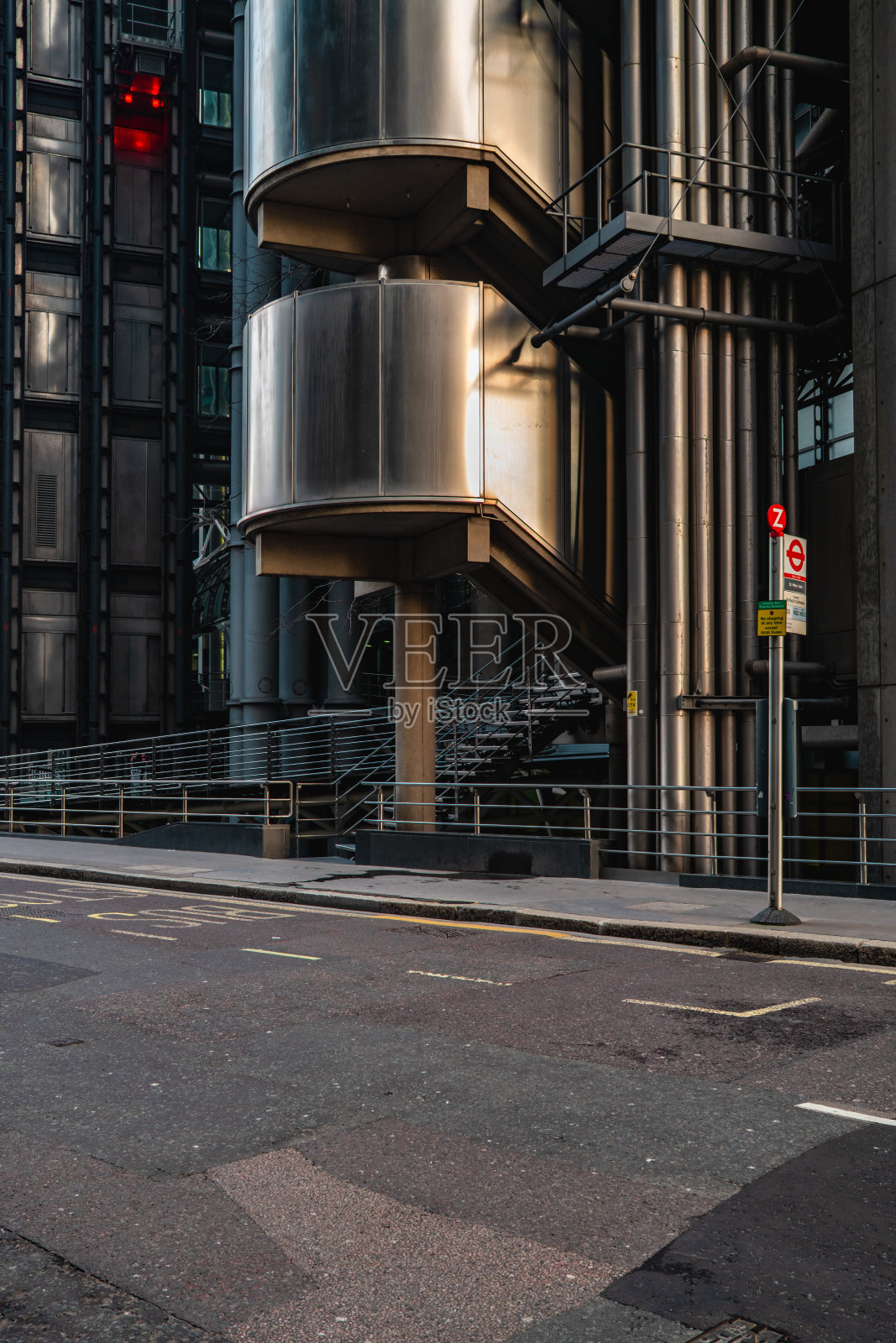 伦敦金融城金融区空荡荡的街景照片摄影图片