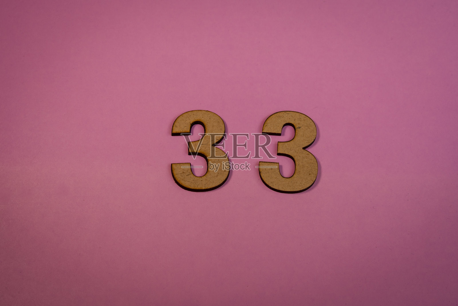 粉色背景的木纹33号照片摄影图片