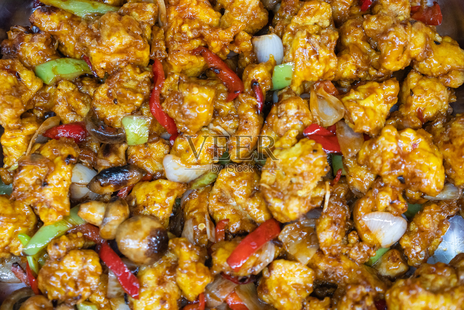 亚洲风味酱汁炒鸡照片摄影图片