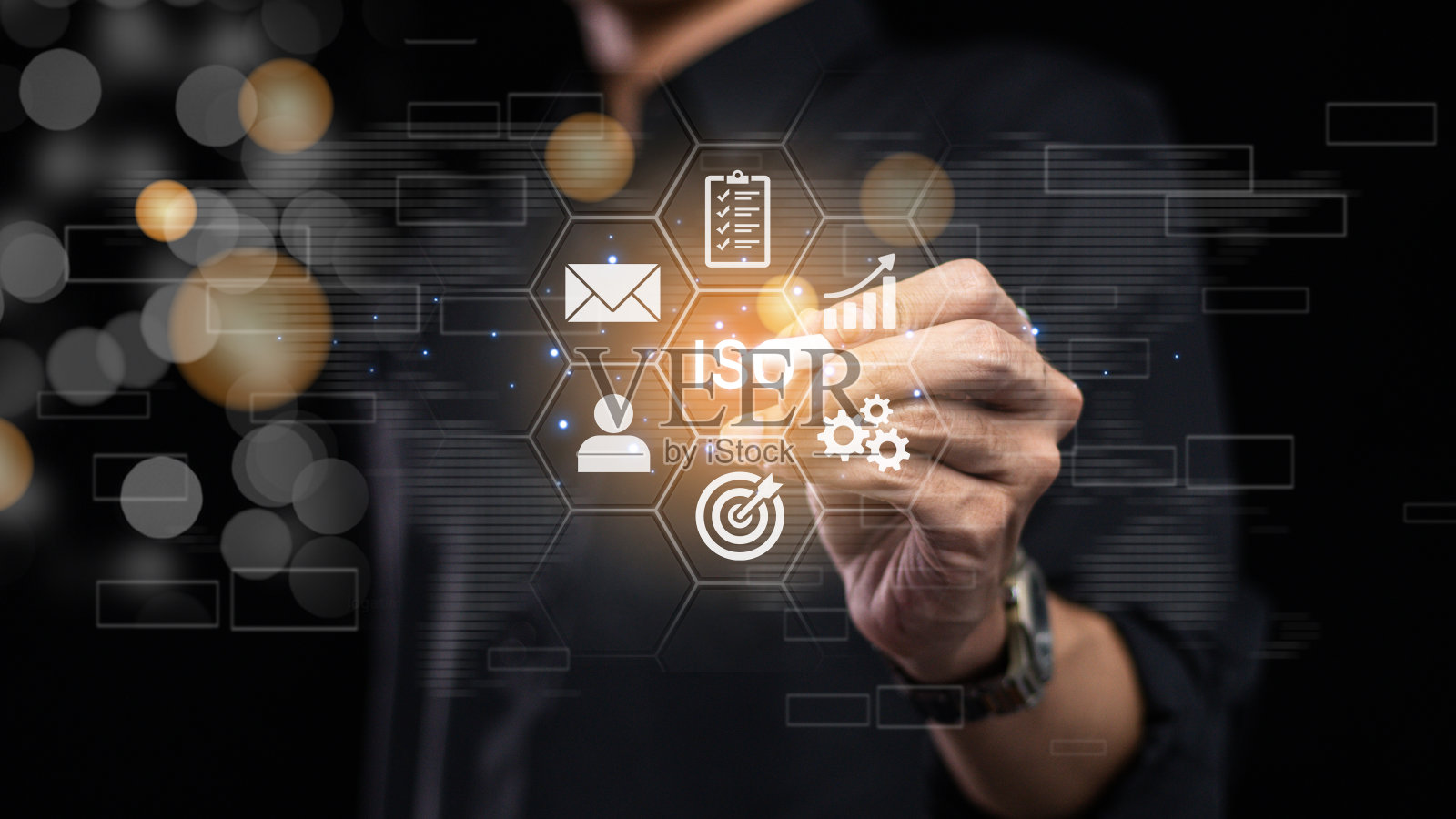 ISO标准质量控制、保证和保修经营的技术理念。触摸屏幕与智能背景上的ISO和全球图标。ISO标准认证。现代ISO横幅。照片摄影图片