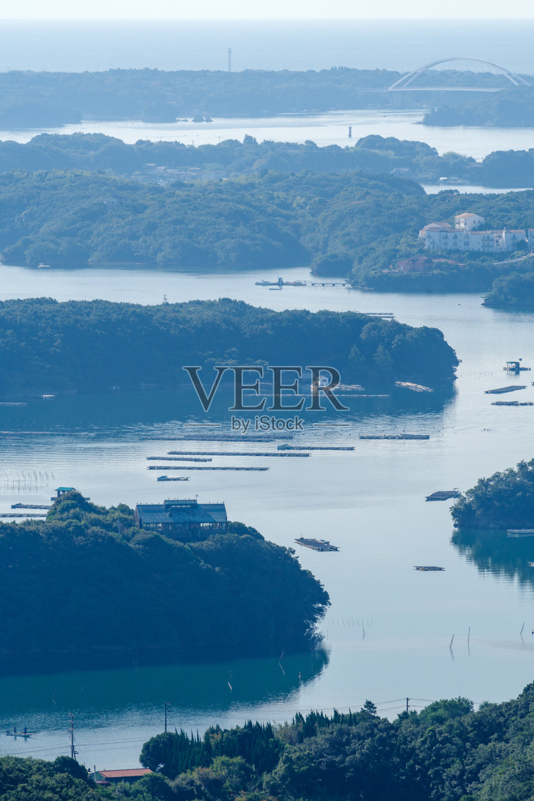 横山天文台看到的阿古湾(三重县岛市)照片摄影图片