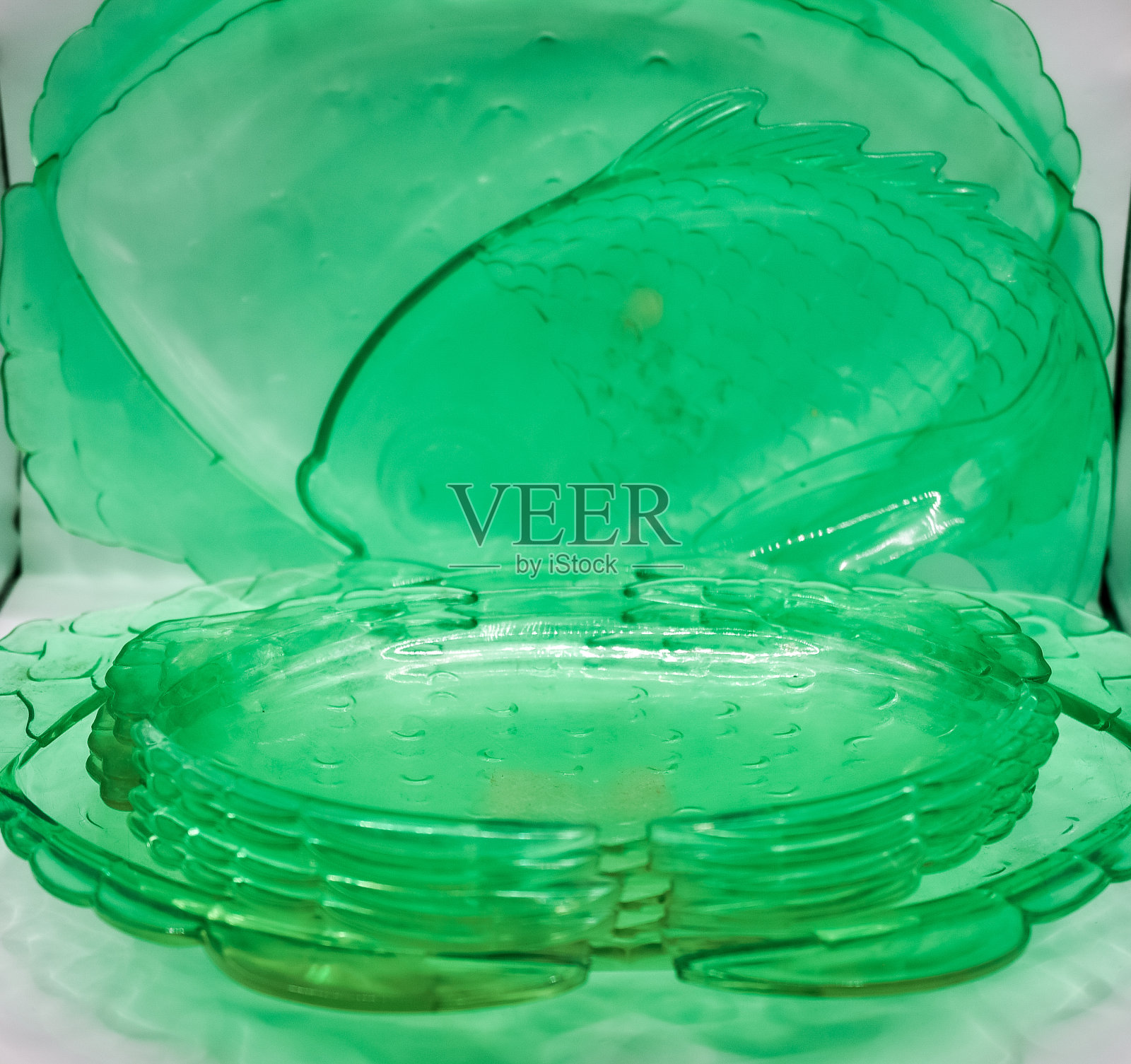 绿色塑料板照片摄影图片