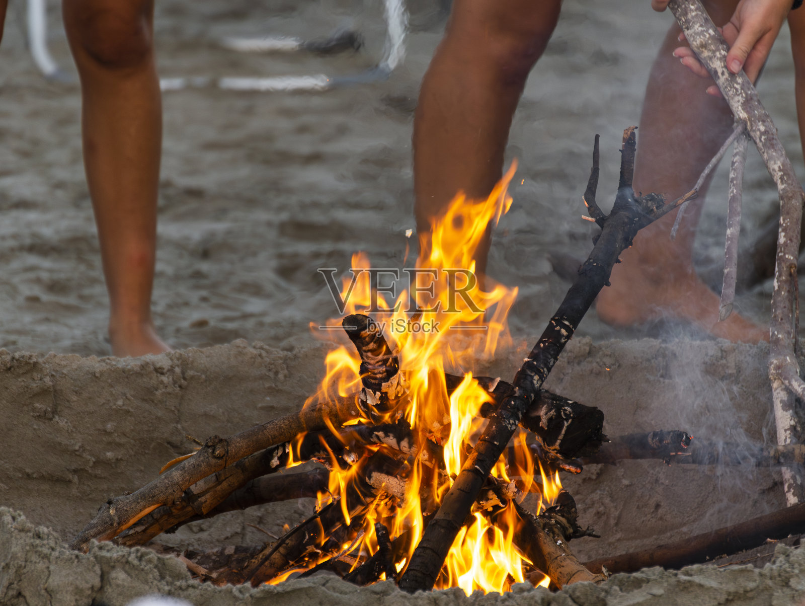圣胡安的篝火照片摄影图片