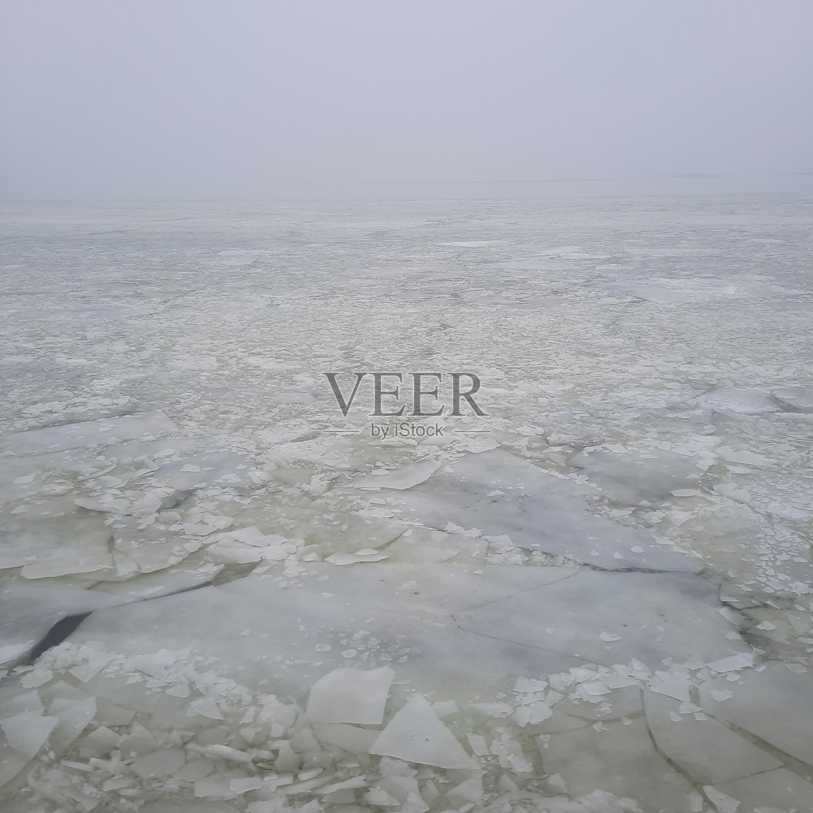 冰消失了照片摄影图片