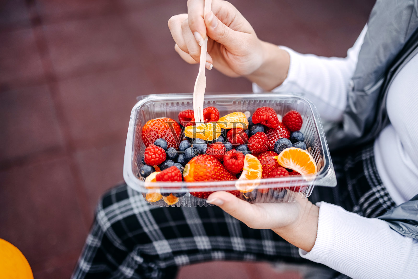 塑料包装的食品和饮料照片摄影图片