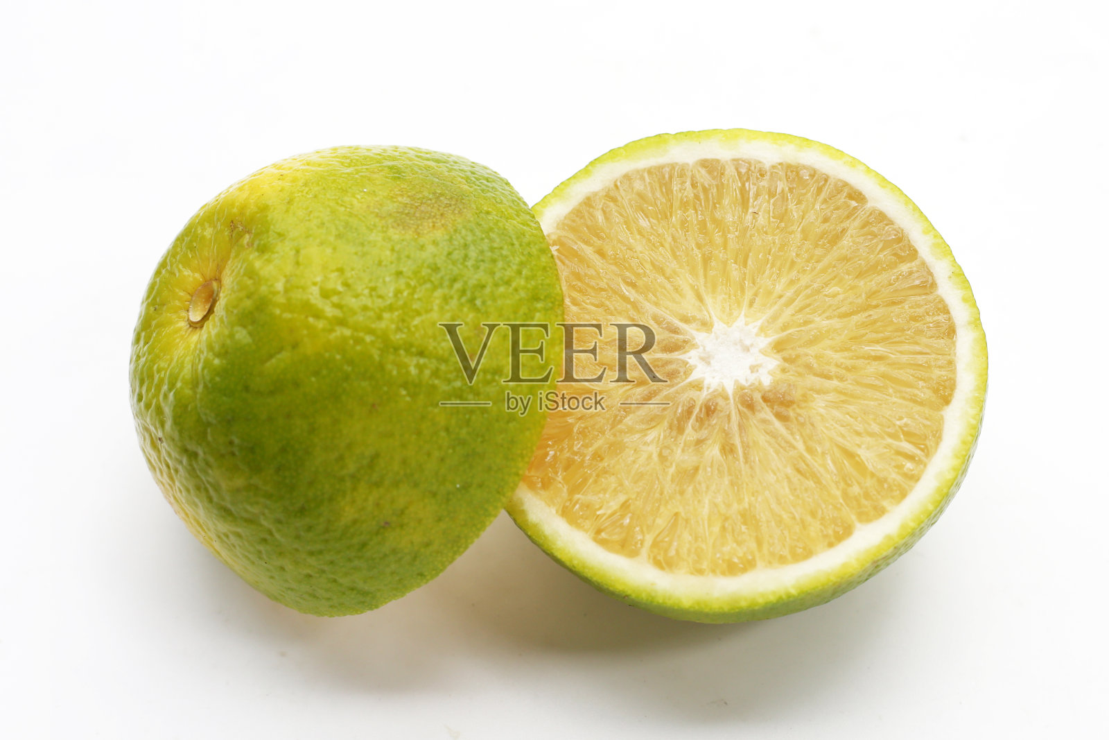 中国柑橘，白色背景上的甜橙色果实照片摄影图片