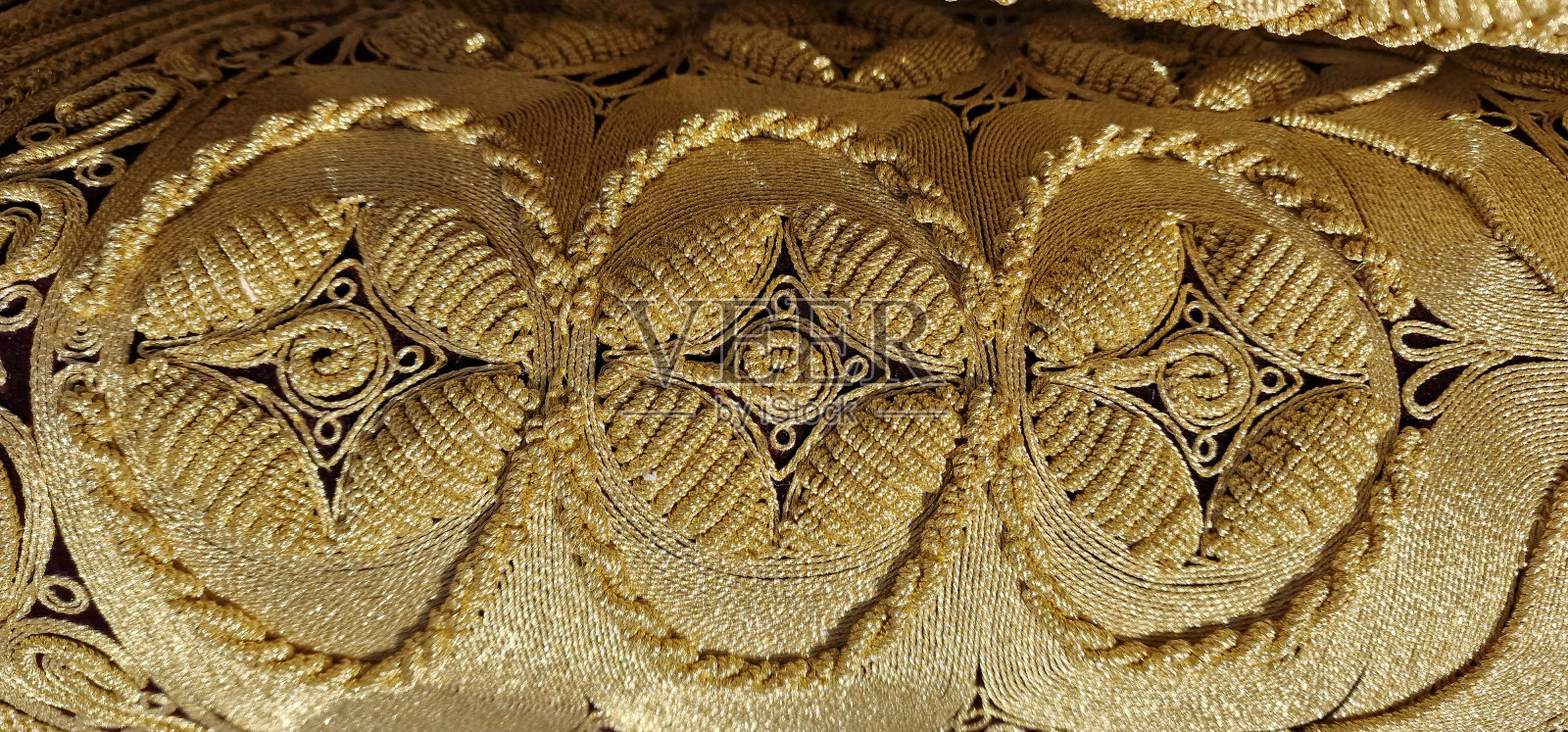 阿尔巴尼亚服装上的传统图案照片摄影图片