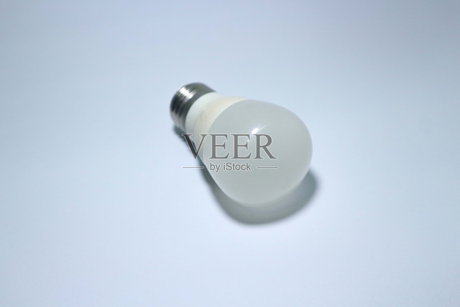 一个白色的灯泡照片摄影图片