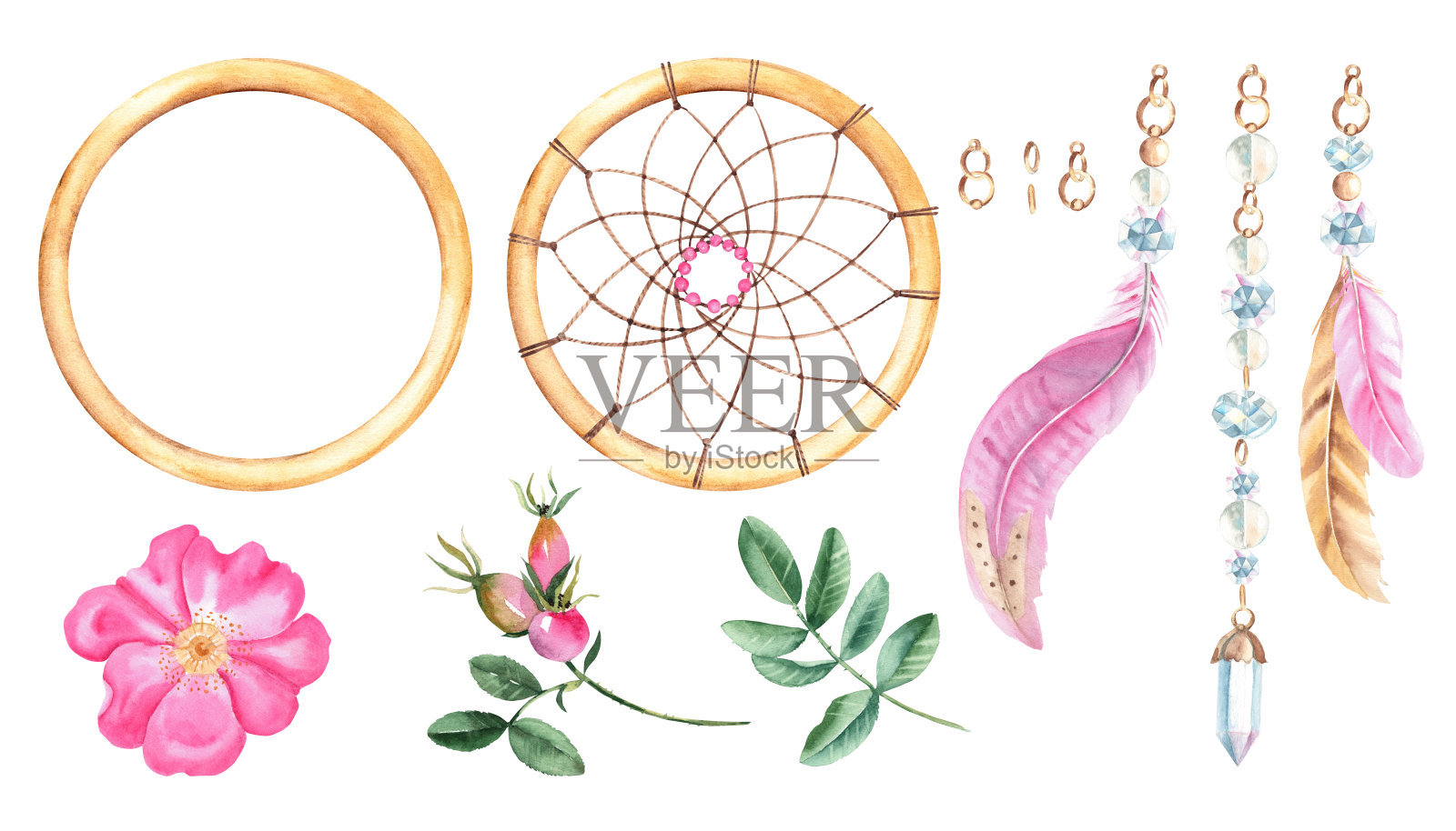 水彩手绘捕梦网集羽毛，串晶体，珠，金戒指和狗玫瑰花。设计元素被隔离在白色背景上。插画图片素材