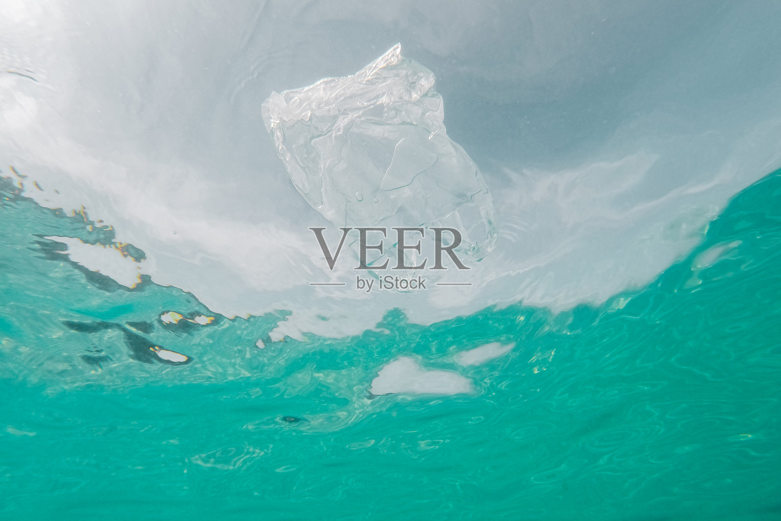 海洋塑料污染照片摄影图片