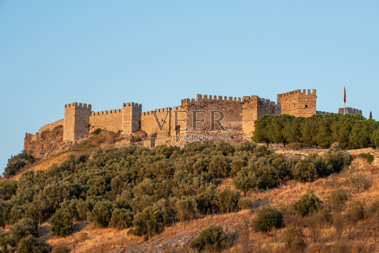 塞尔柱(seluk)城堡的外墙照片摄影图片