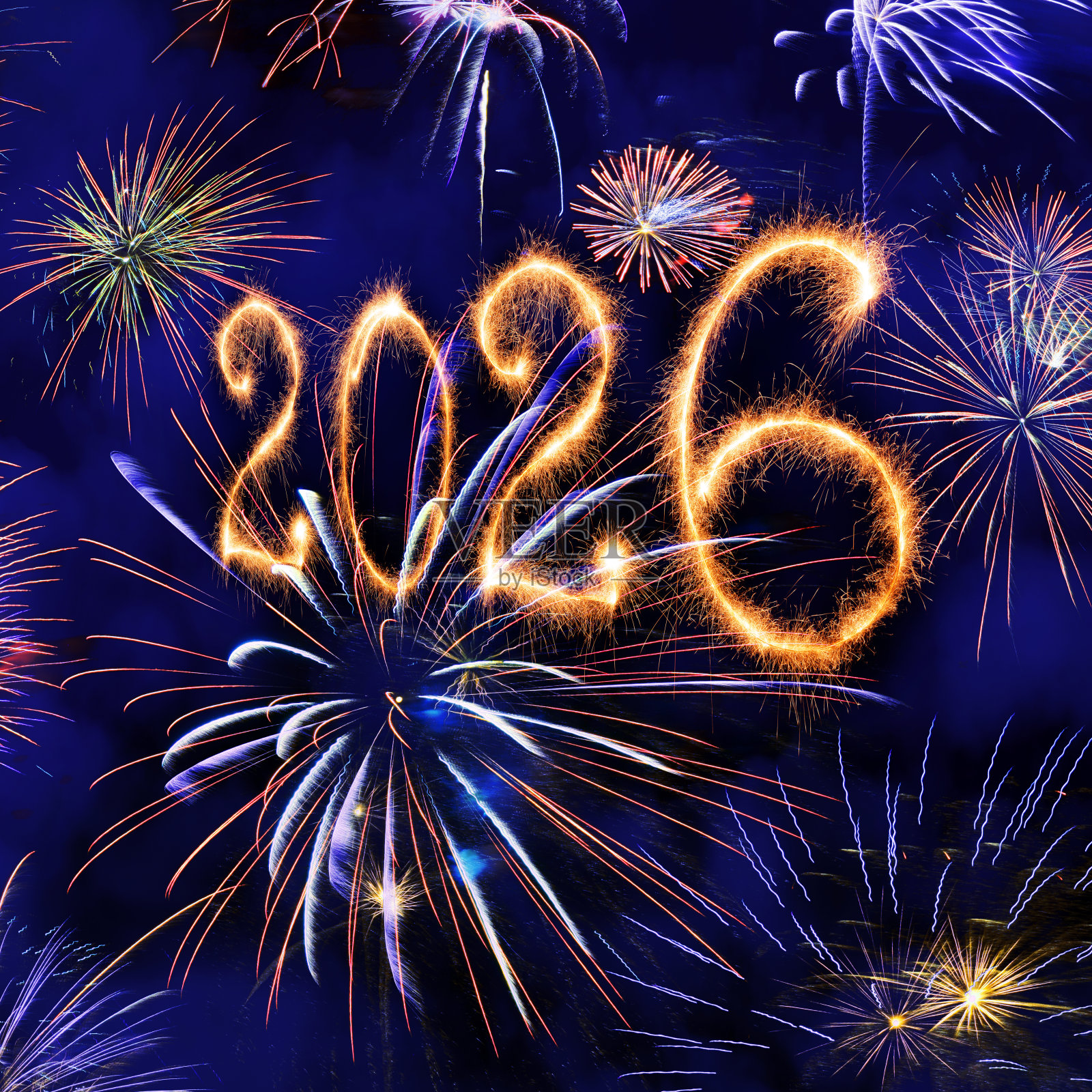 2026年新年，烟花绽放照片摄影图片