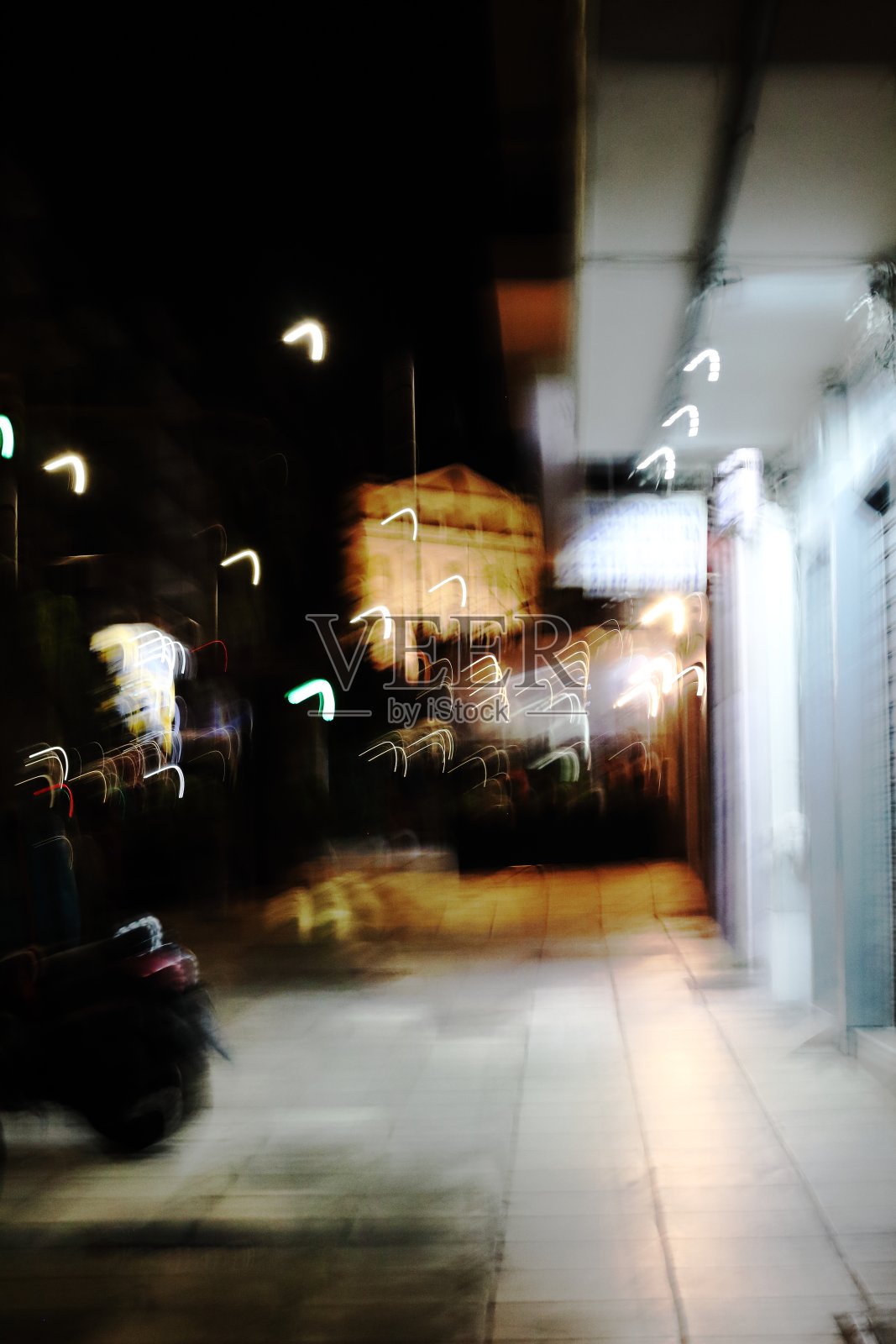 城市梦境:抽象夜晚城市摄影照片摄影图片