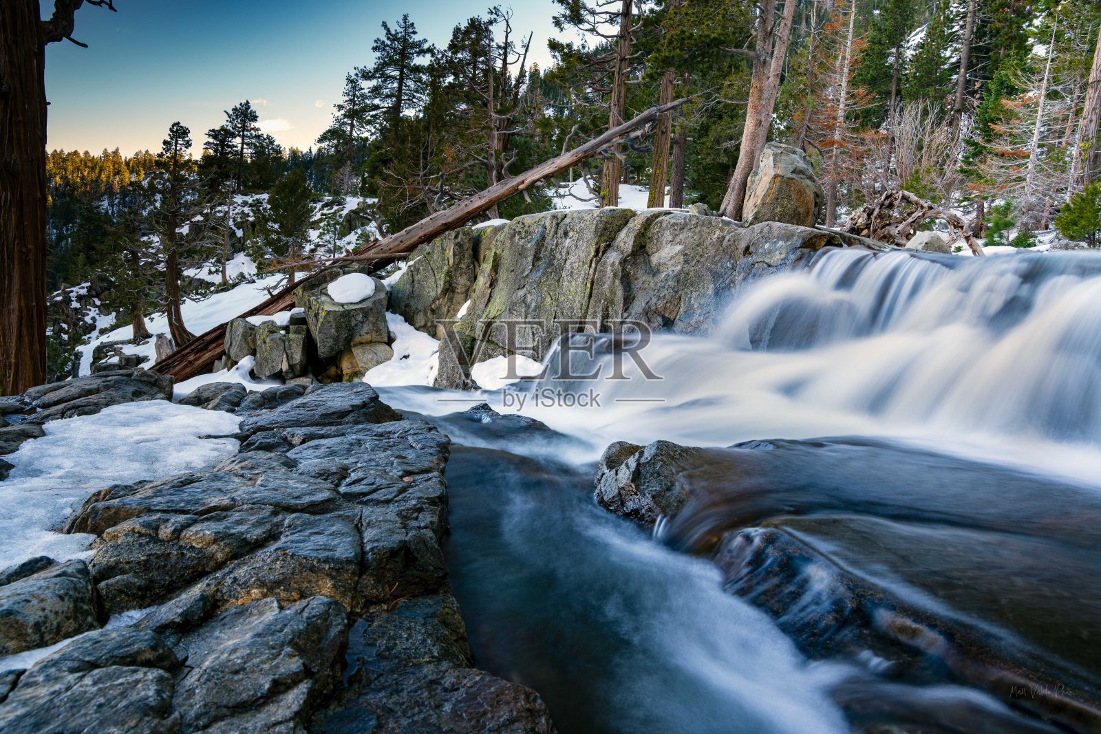 2024年南太浩湖照片摄影图片