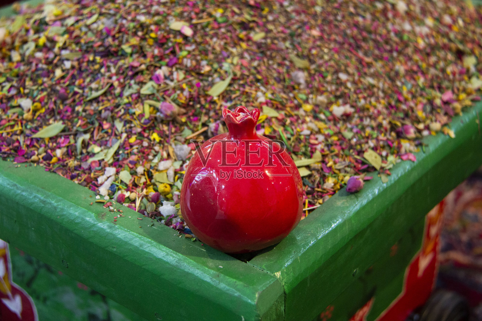 石榴雕像（装饰品）照片摄影图片