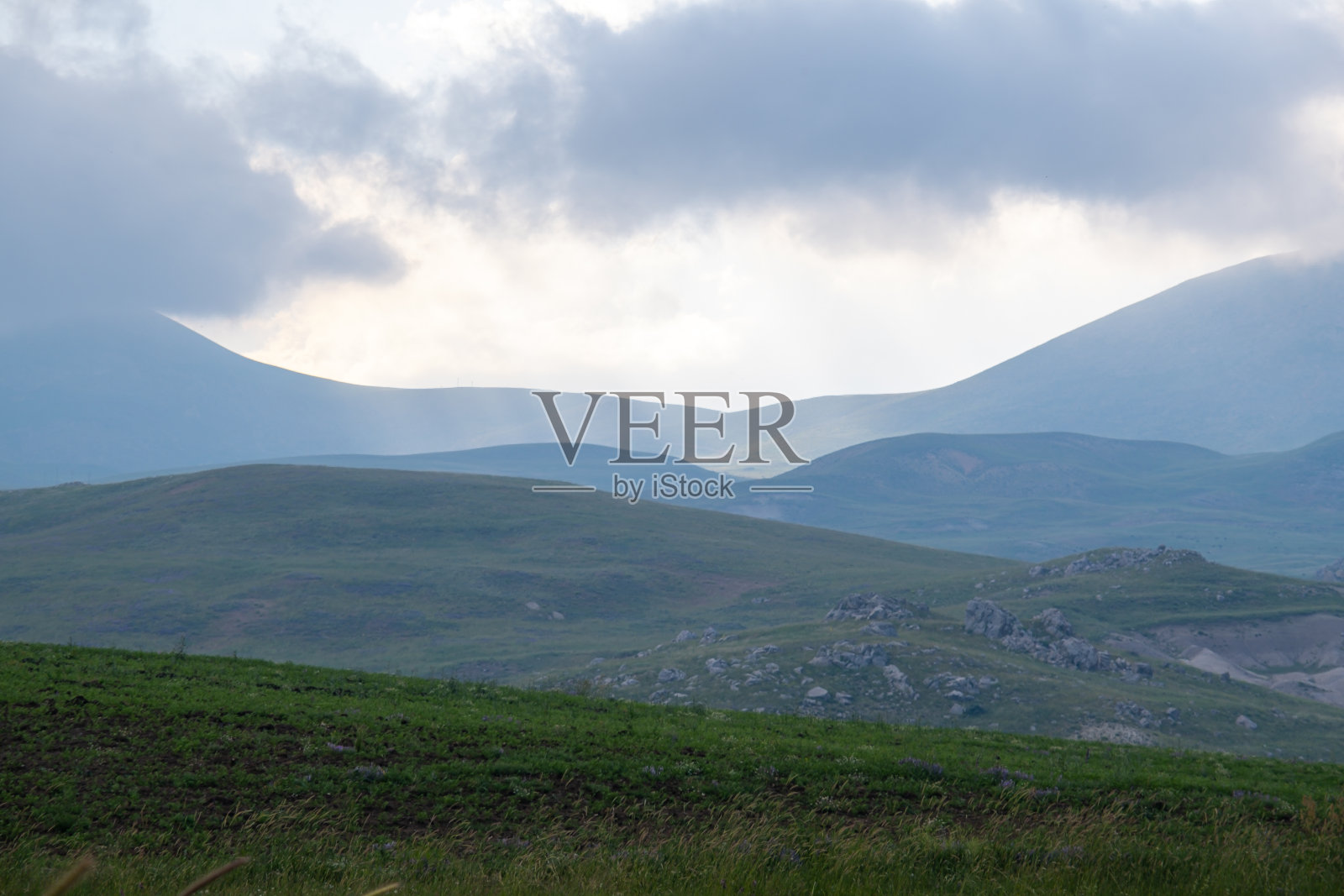 室内自然景观，山区，高海拔。照片摄影图片