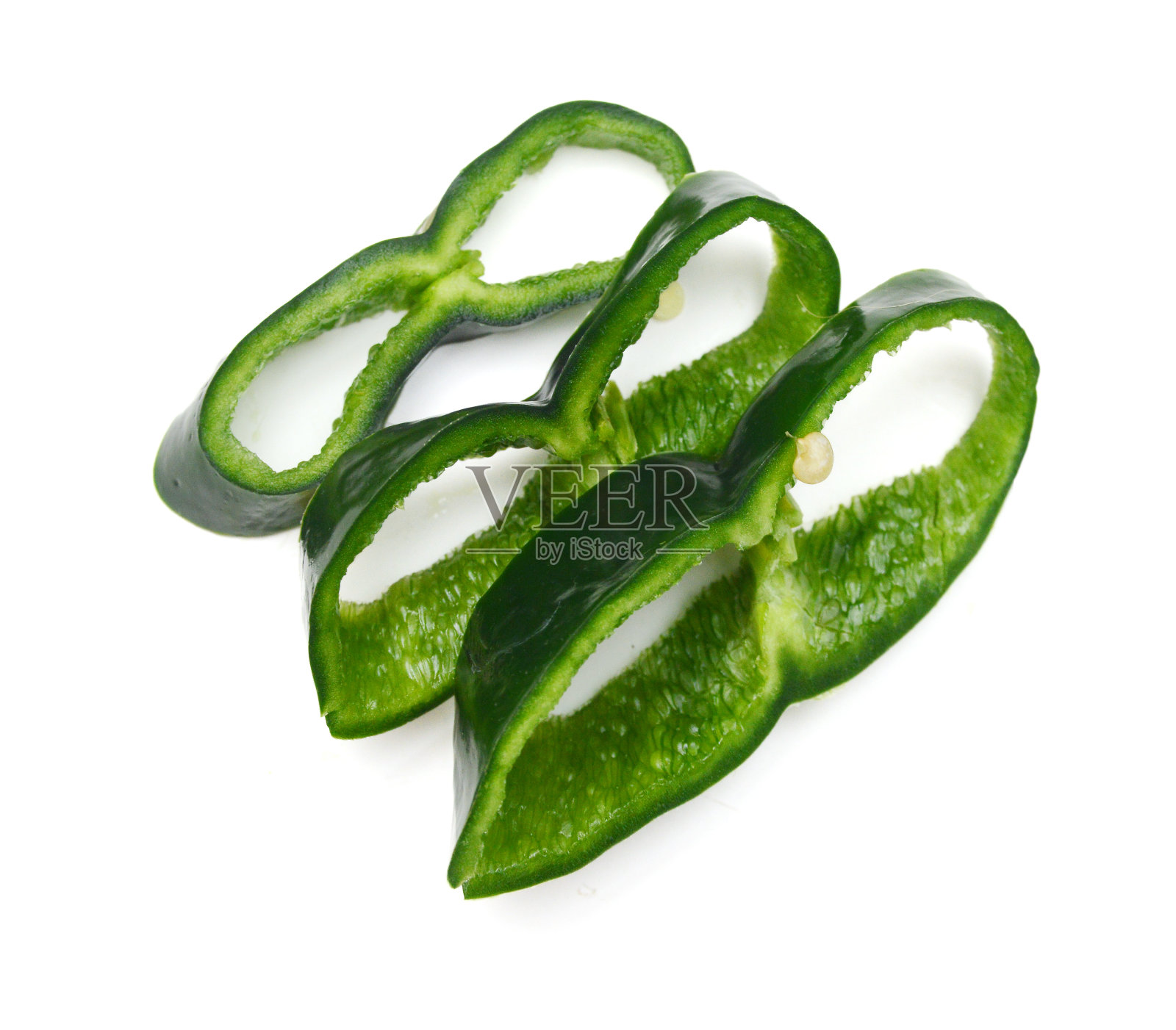 深绿色的波布拉诺椒孤立在白色上照片摄影图片