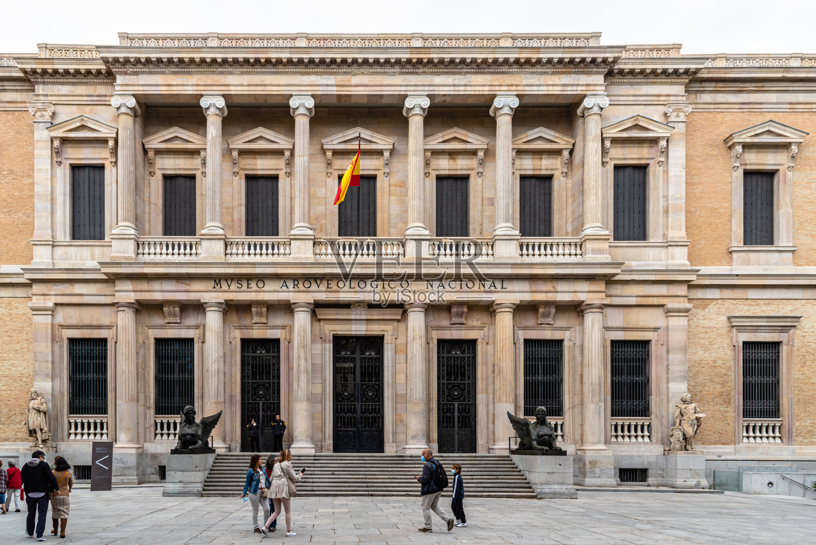 马德里考古博物馆的主立面照片摄影图片