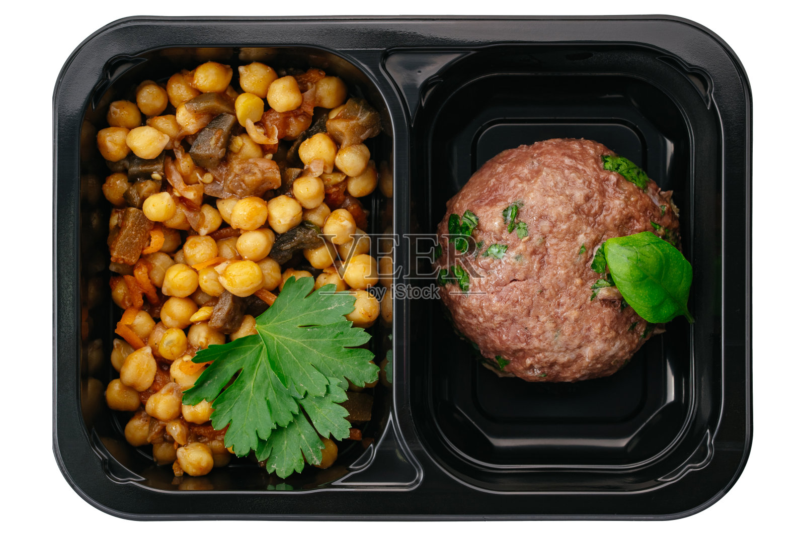 白底盒装牛肉饼配菜照片摄影图片