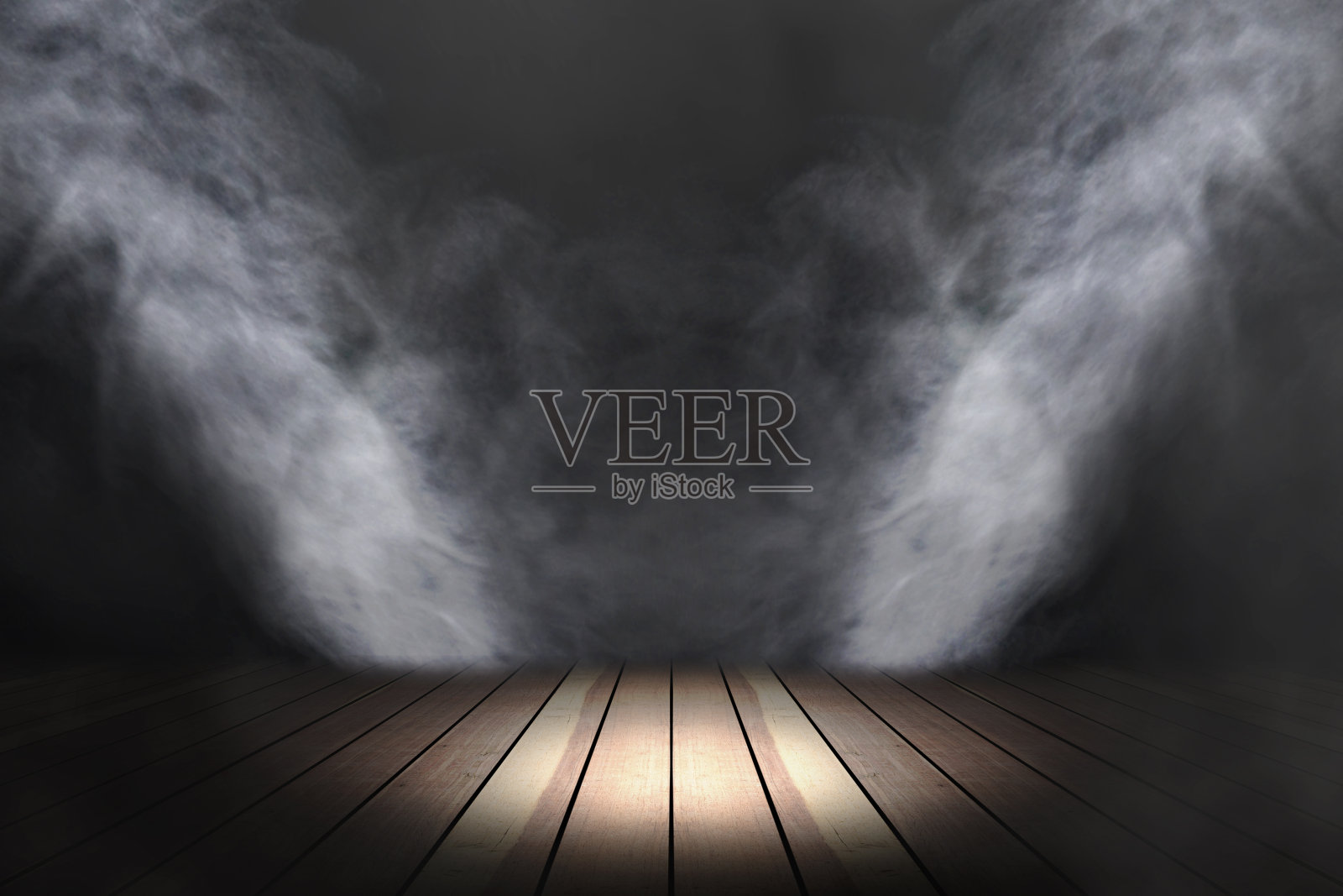 舞台上的灯光和烟雾，地板是木制的照片摄影图片