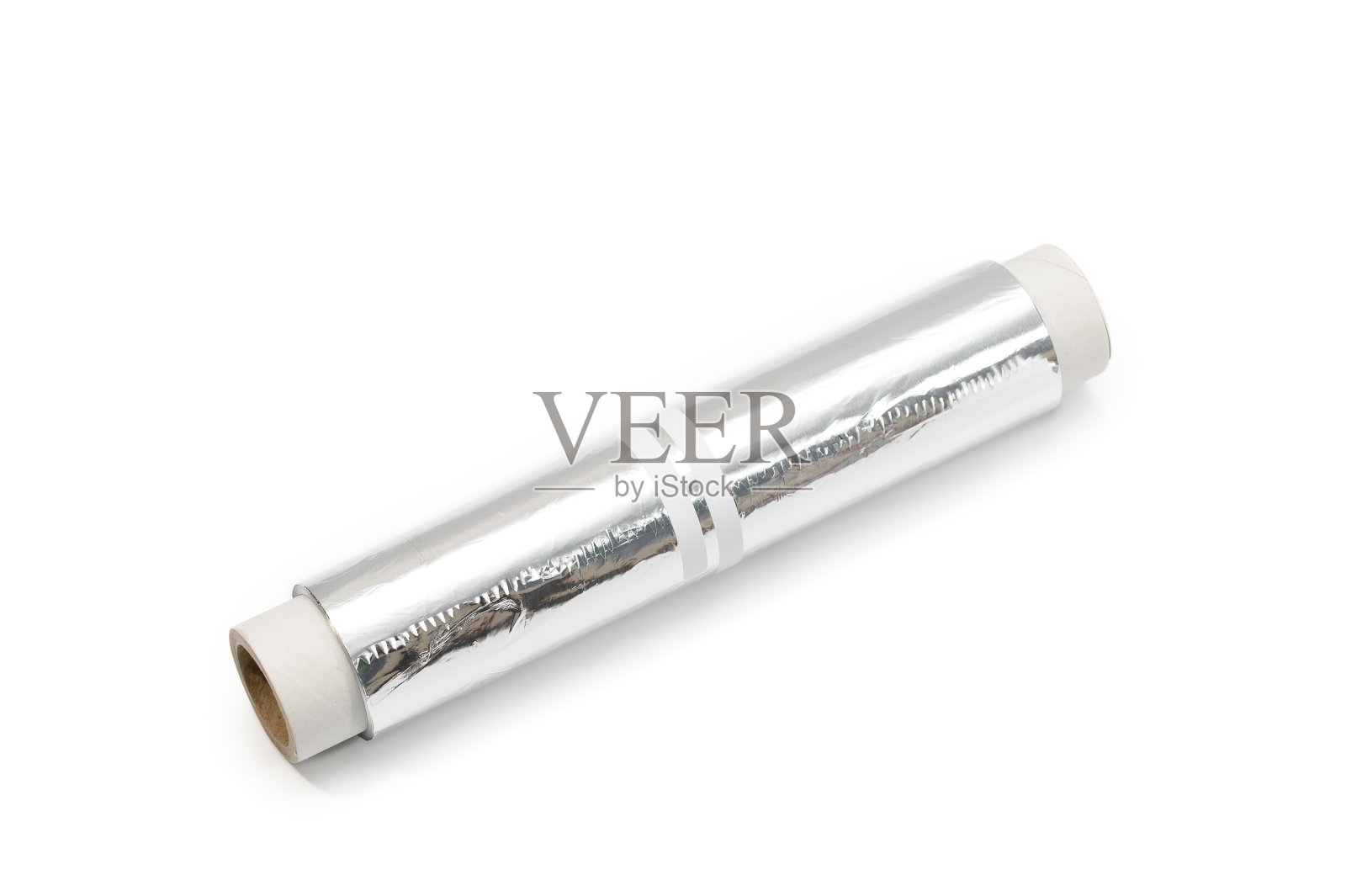 轧制新单卷铝箔，隔离在白色背景上照片摄影图片