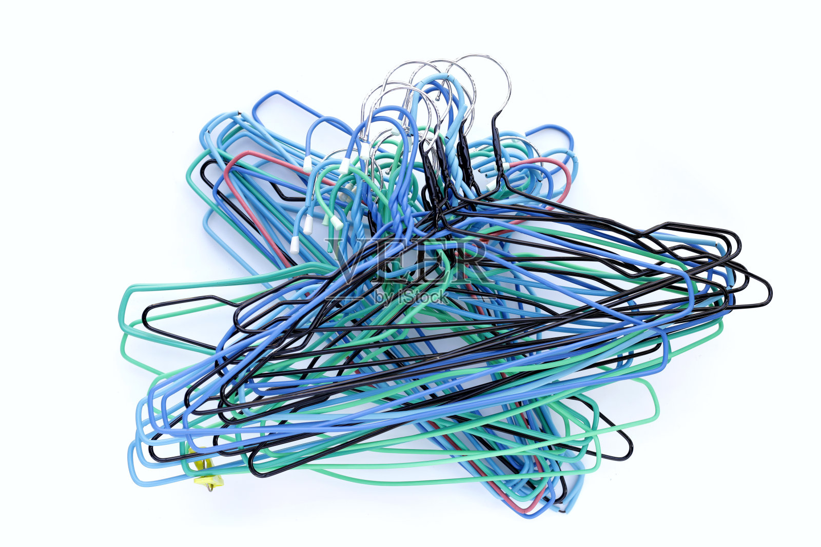 白色背景的衣架。照片摄影图片