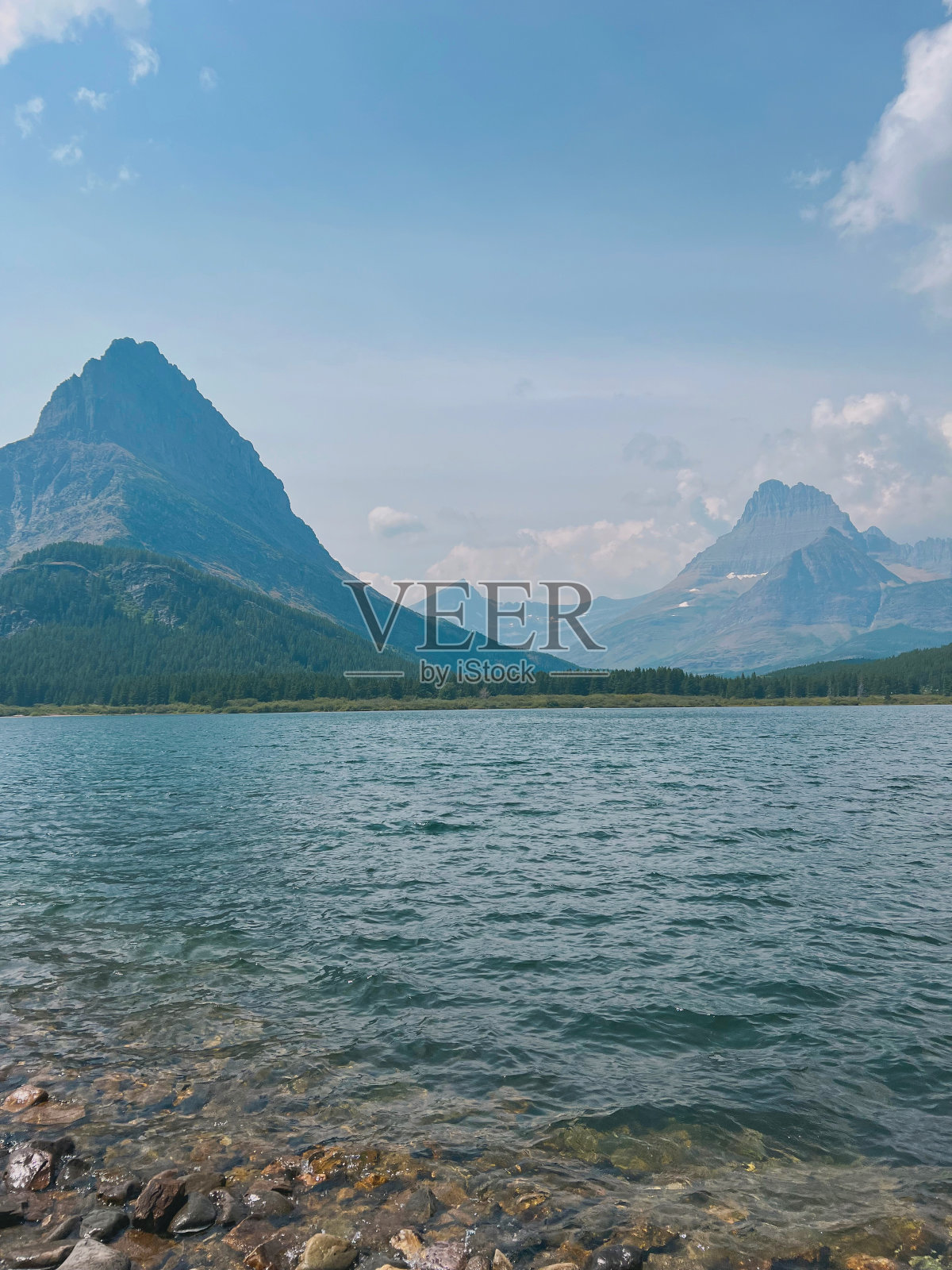 许多冰川小屋照片摄影图片