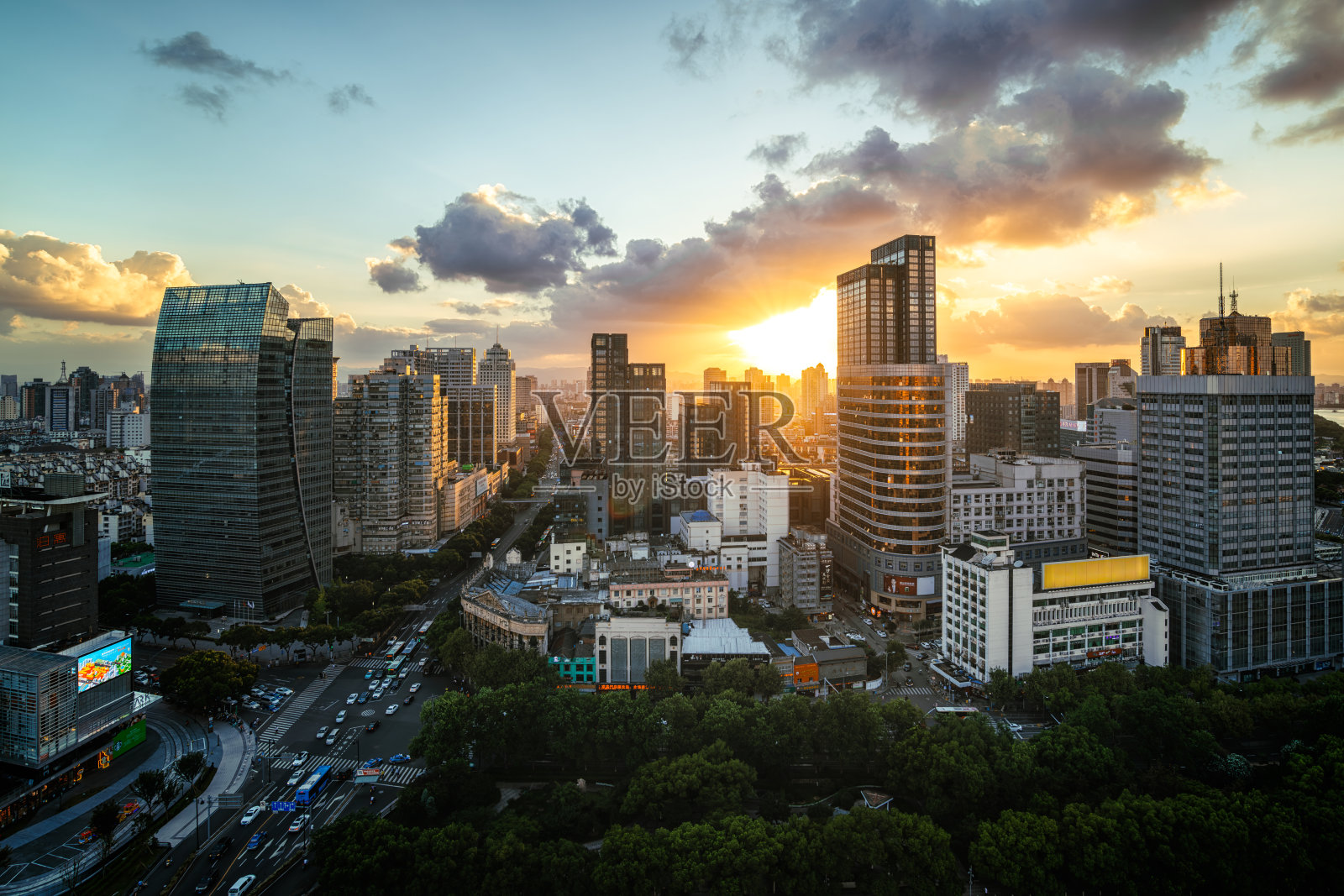 中国宁波市的天际线照片摄影图片