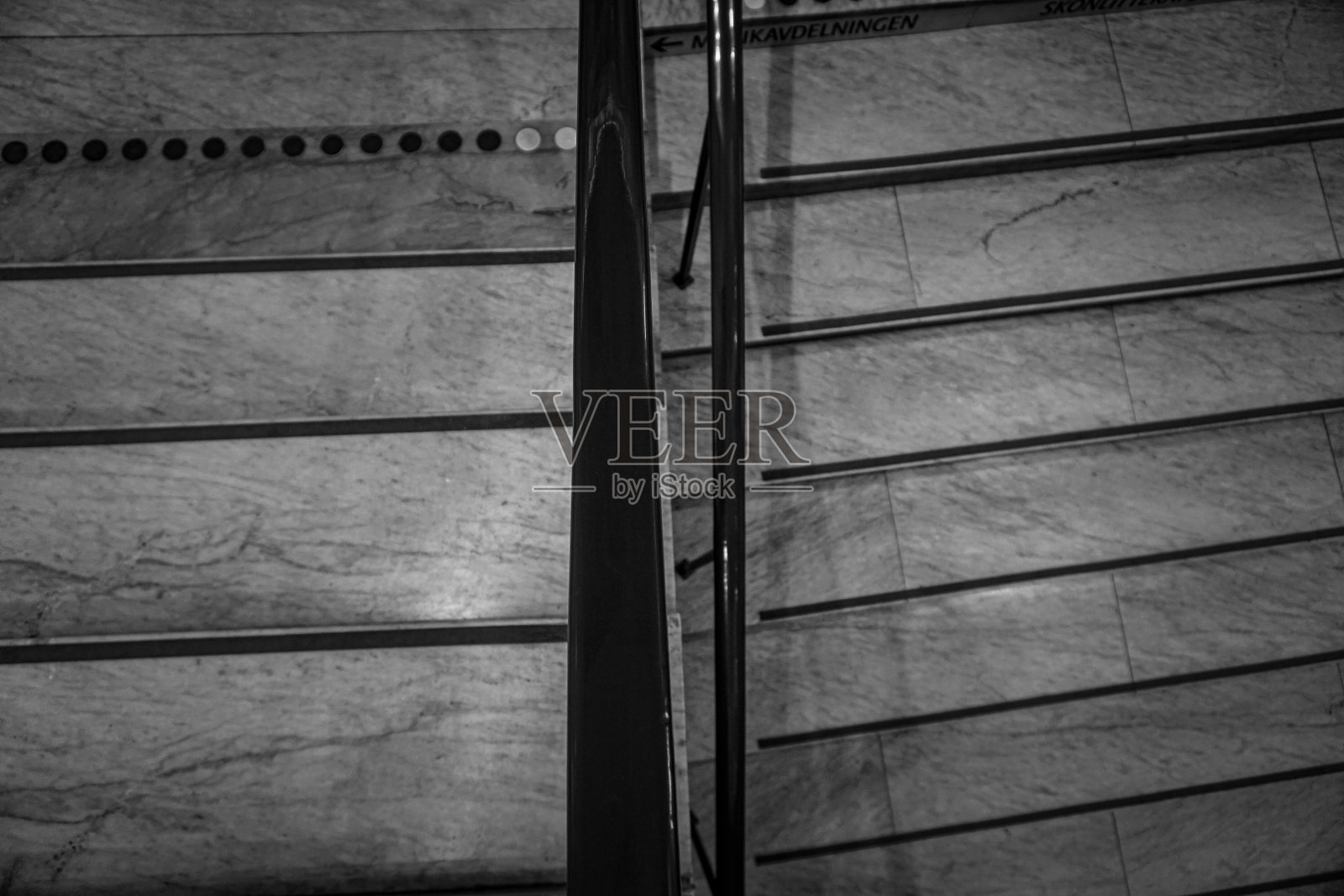 楼梯的高角度视图照片摄影图片