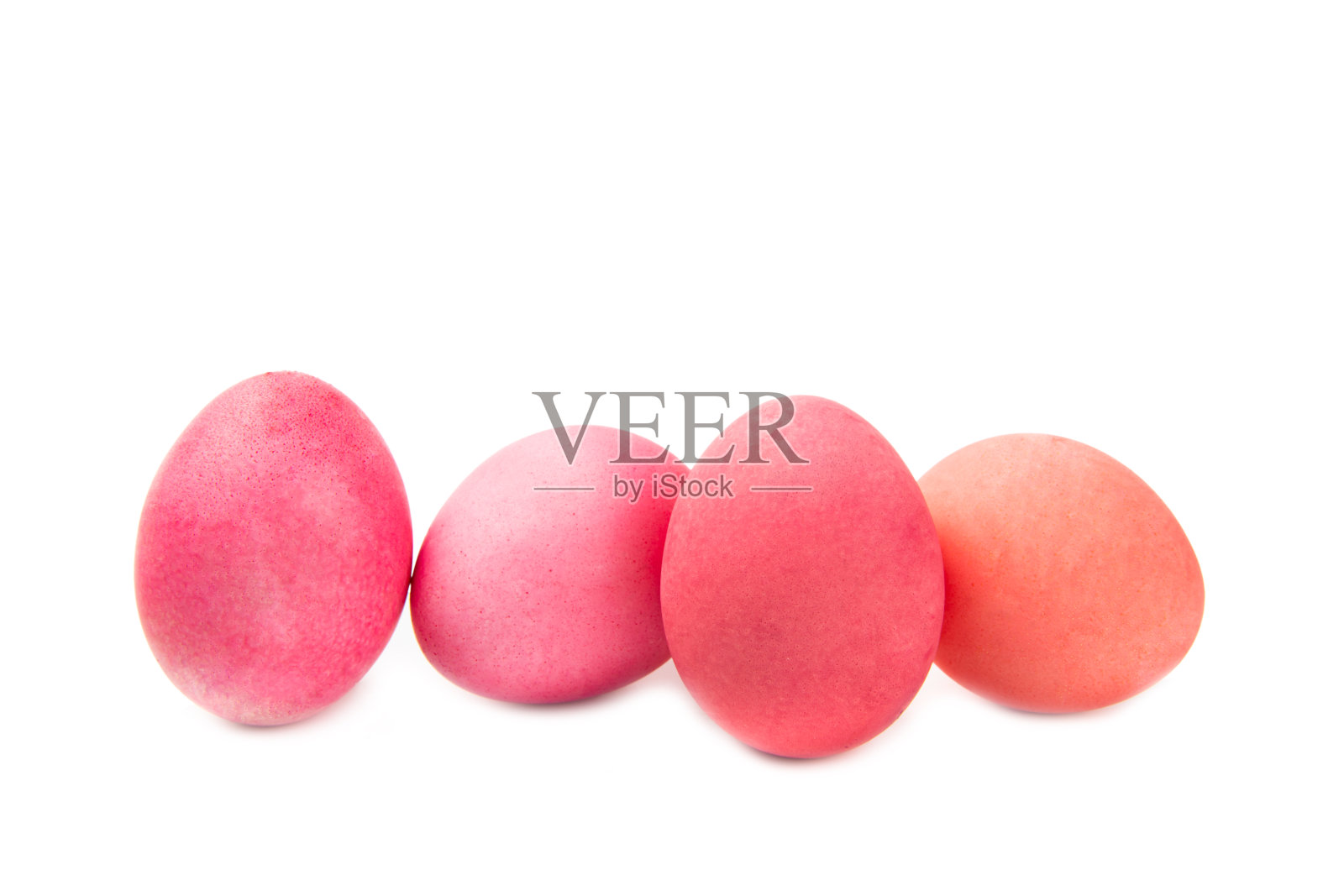 复活节彩蛋被隔离在白色的背景上。手工制作的彩色复活节彩蛋。复活节庆祝概念。照片摄影图片