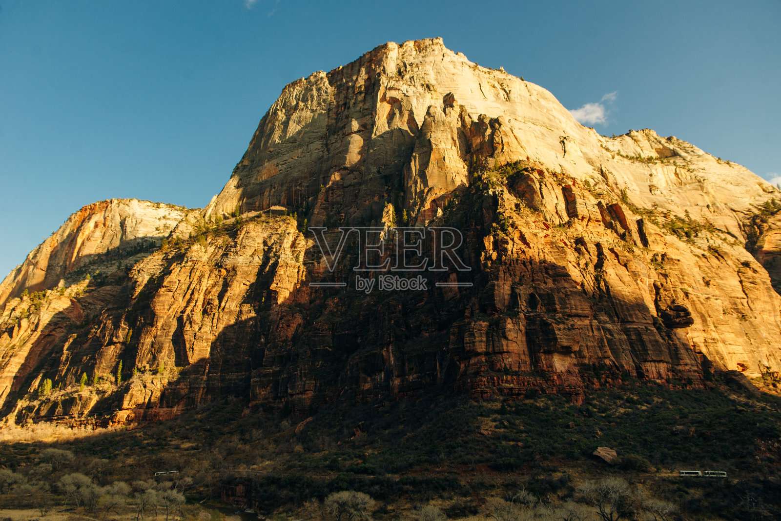 锡安国家公园是美国国家公园，位于犹他州西南部，靠近斯普林代尔镇照片摄影图片