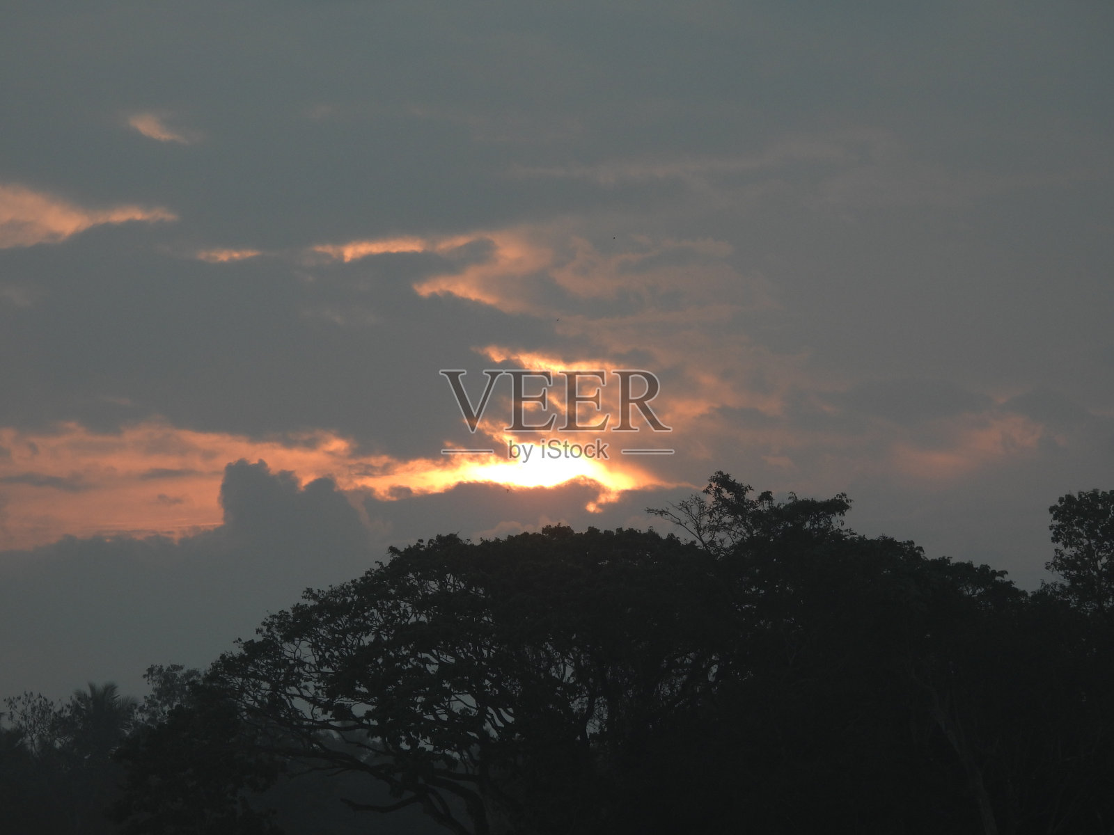 夕阳西下照片摄影图片