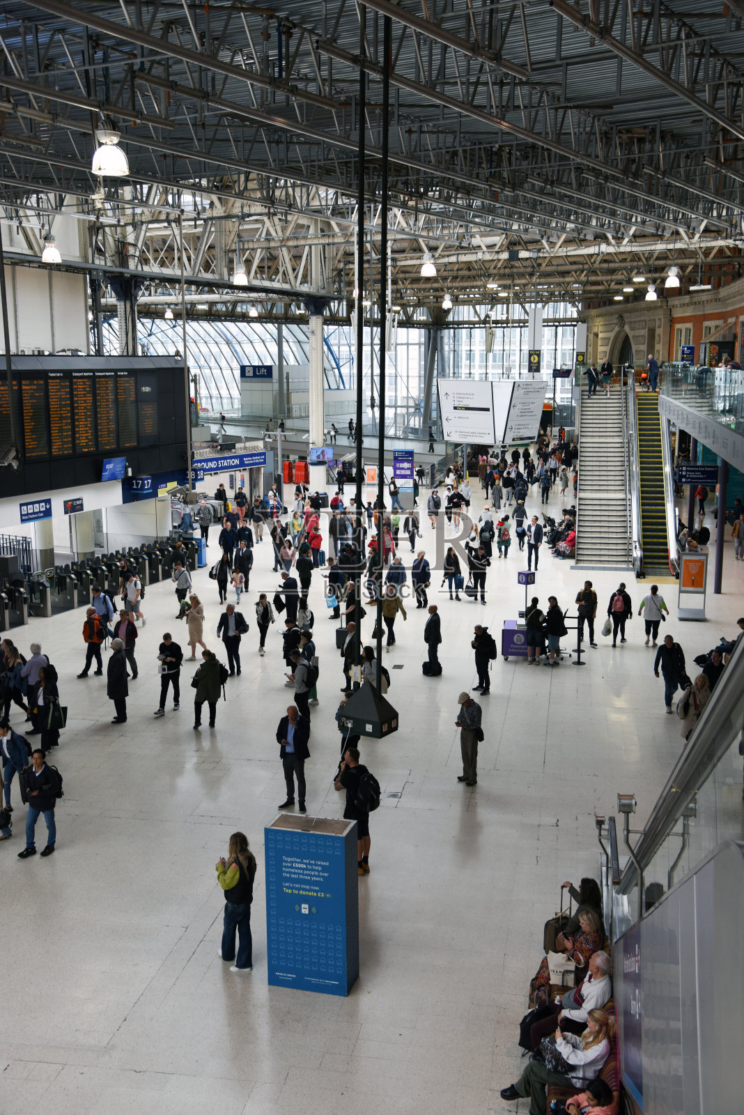伦敦滑铁卢站照片摄影图片