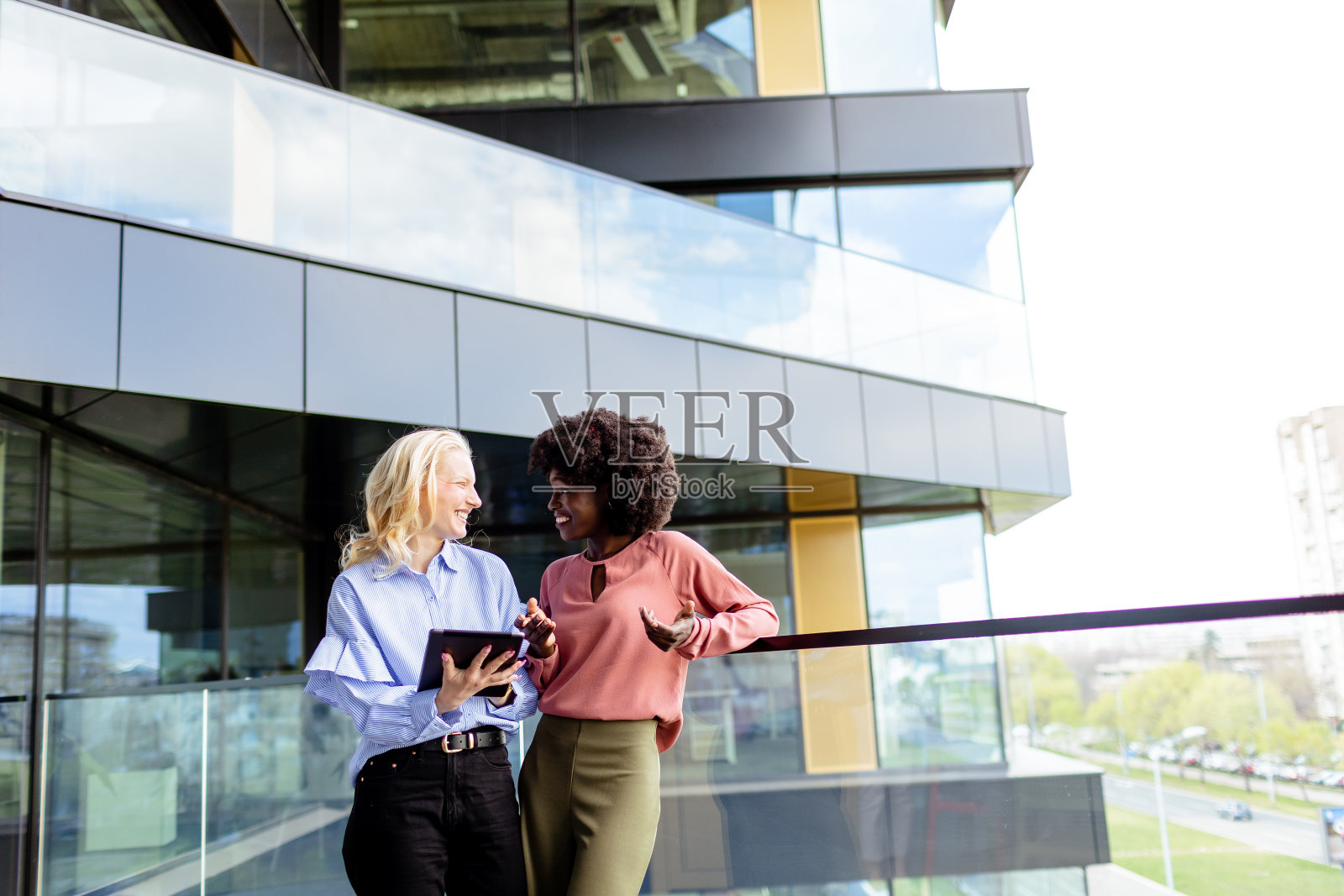 姐妹的宁静照片摄影图片