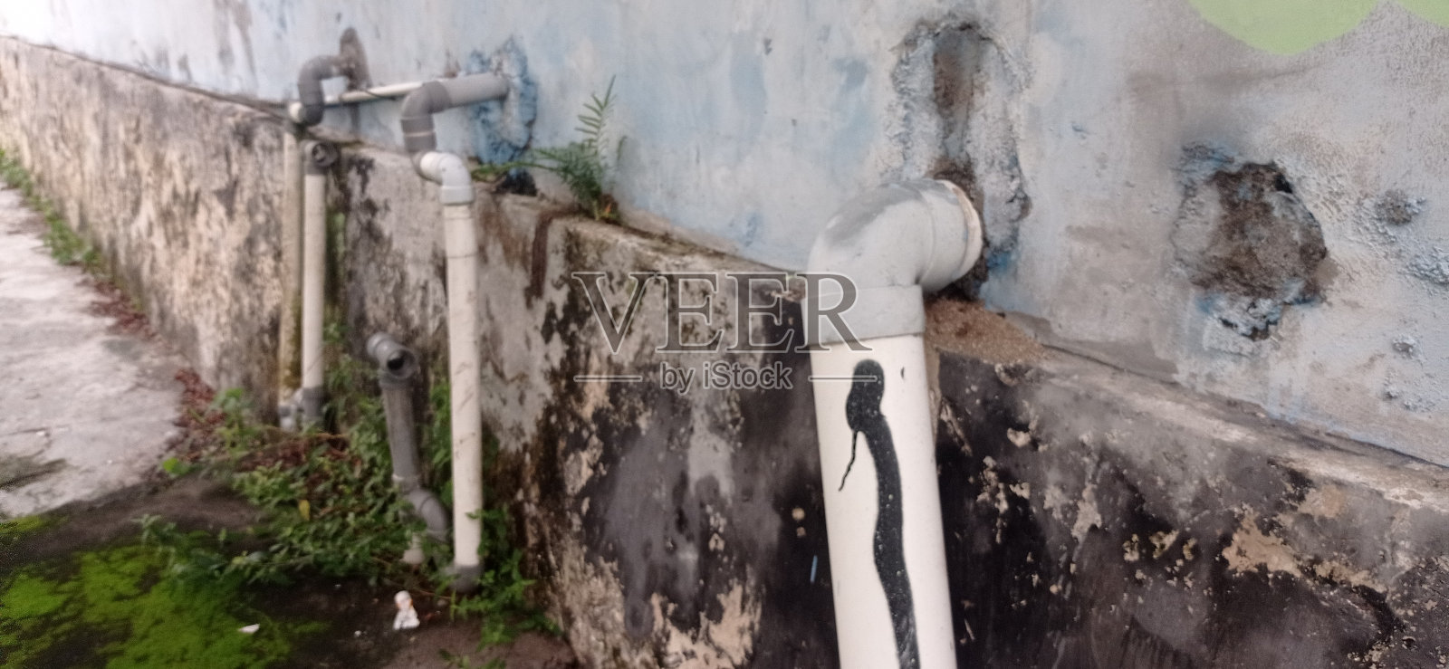 房子的水管照片摄影图片