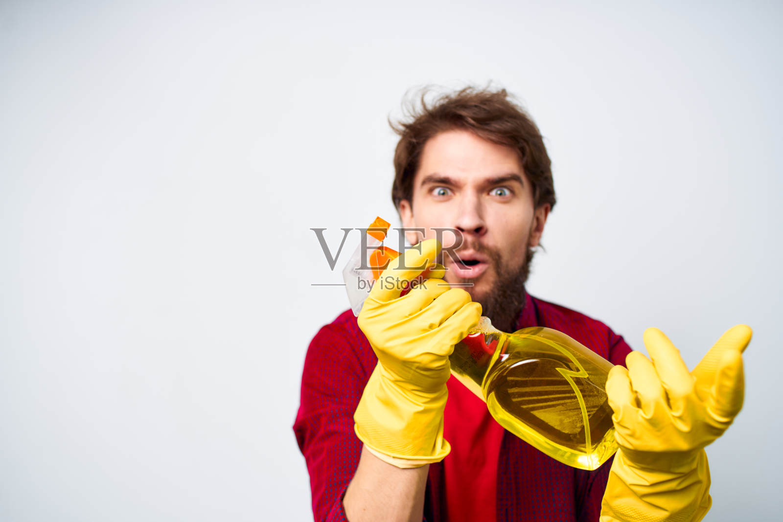 男性专业洗洁精服务背景浅照片摄影图片