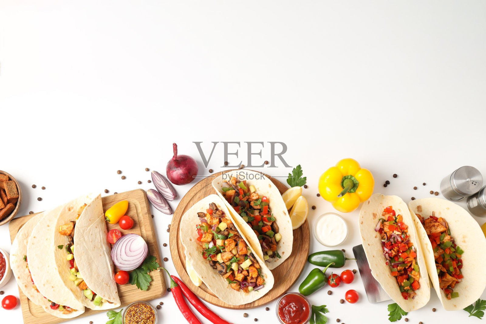 白色背景上的墨西哥卷饼美味食物的概念照片摄影图片