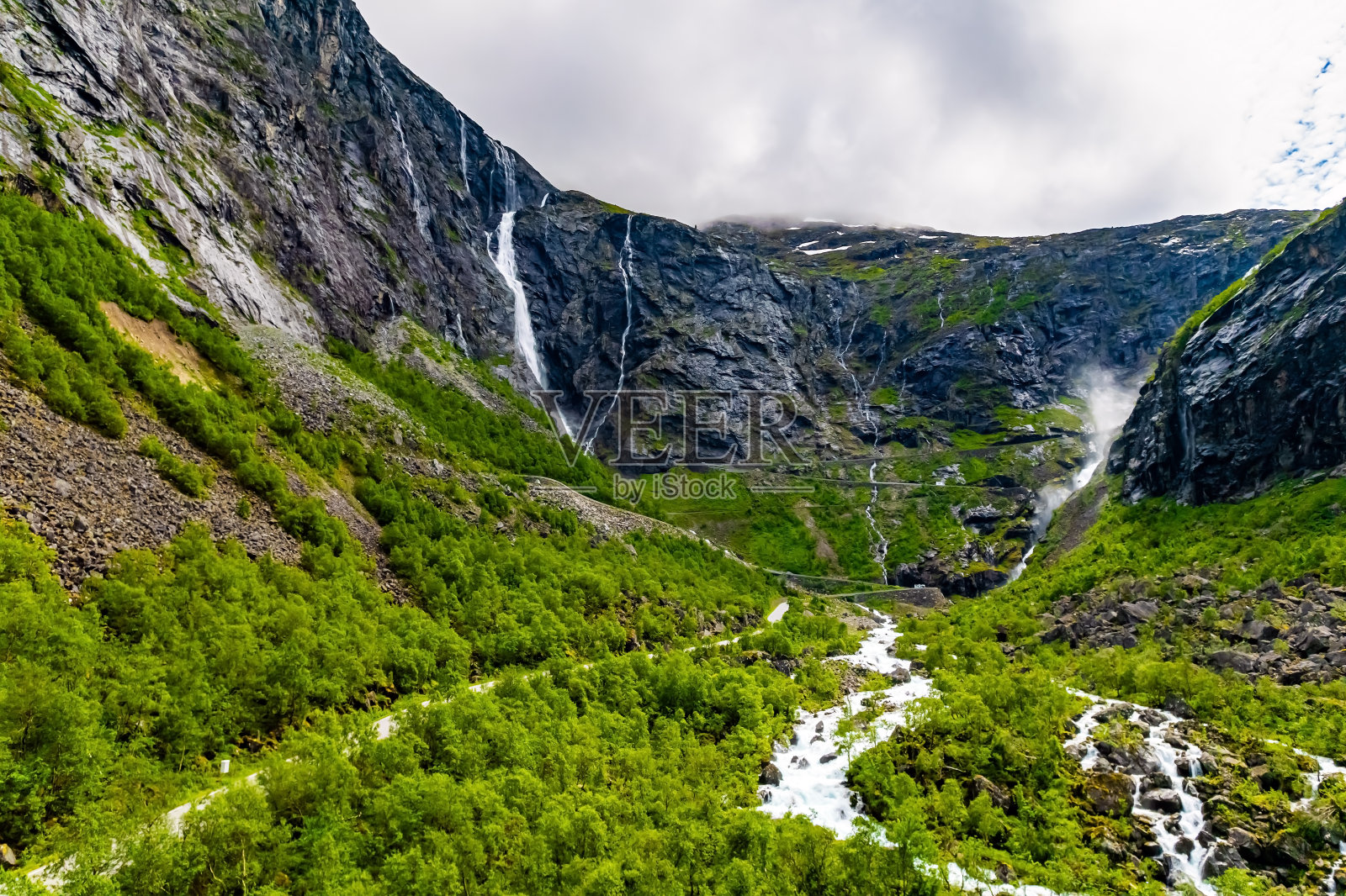 无人机拍摄照片摄影图片