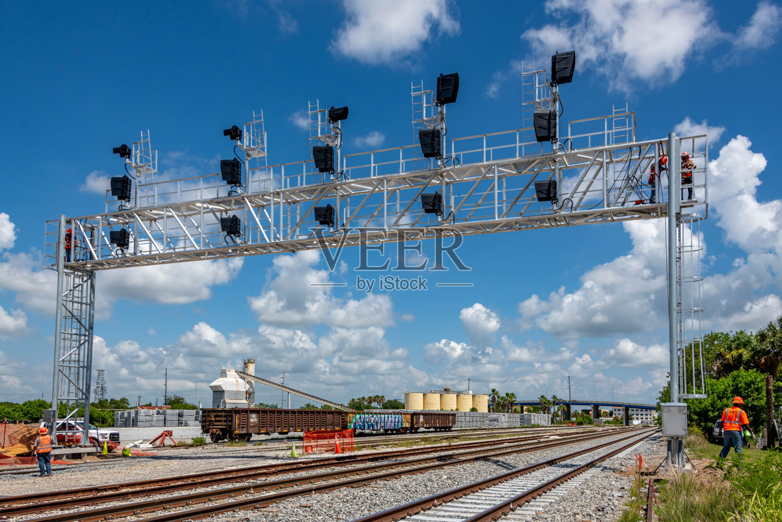 铁路信号桥照片摄影图片