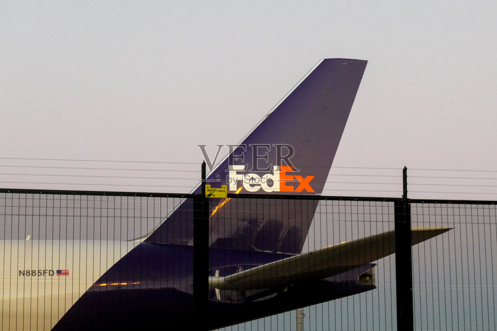 联邦快递B777日出尾照片摄影图片