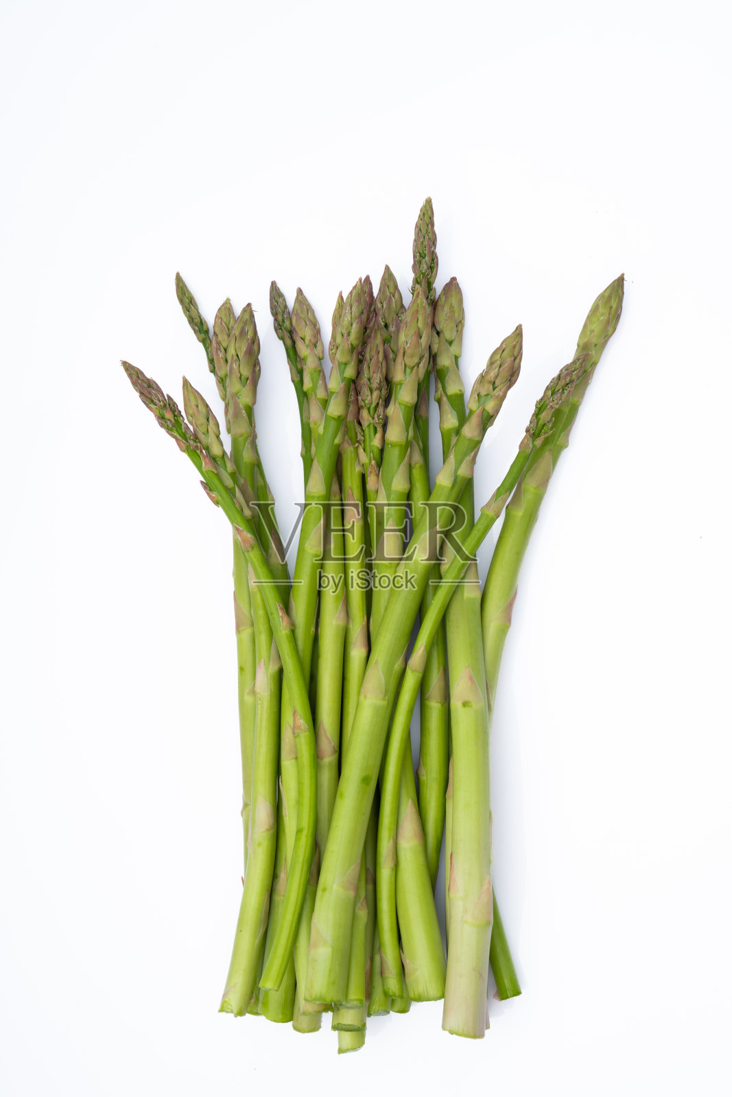 白色背景上的新鲜绿芦笋照片摄影图片