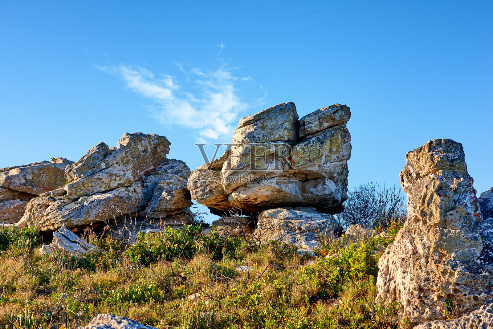 巨石与荒野照片摄影图片