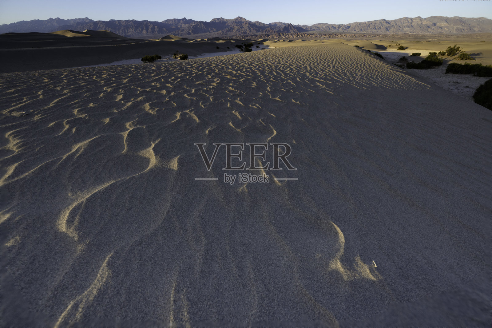 沙滩上的涟漪——死亡谷沙丘照片摄影图片