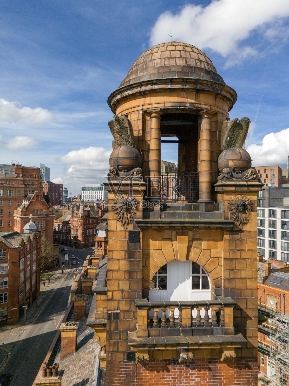 兵马俑钟楼和圆顶照片摄影图片