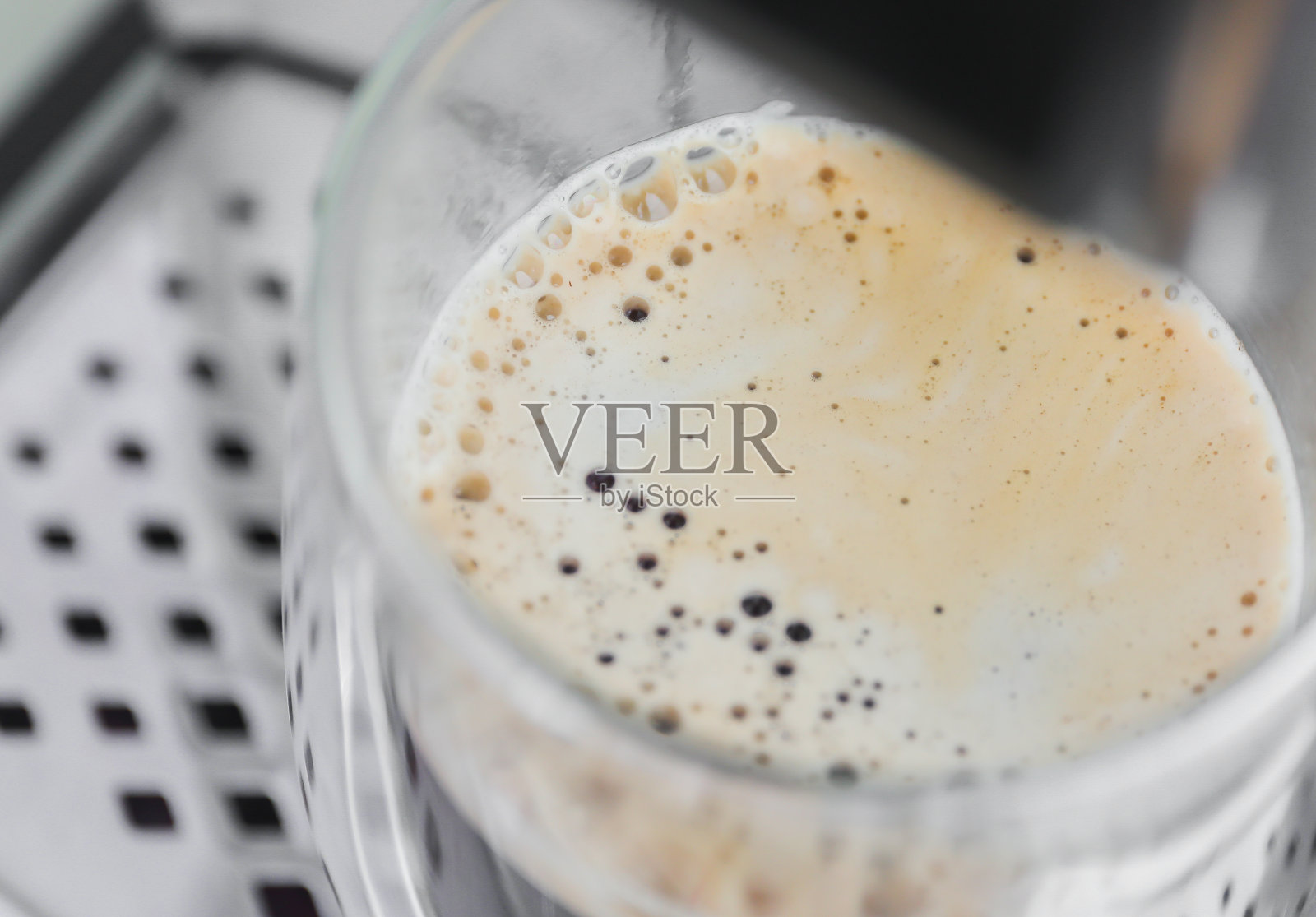 一杯新鲜的咖啡照片摄影图片