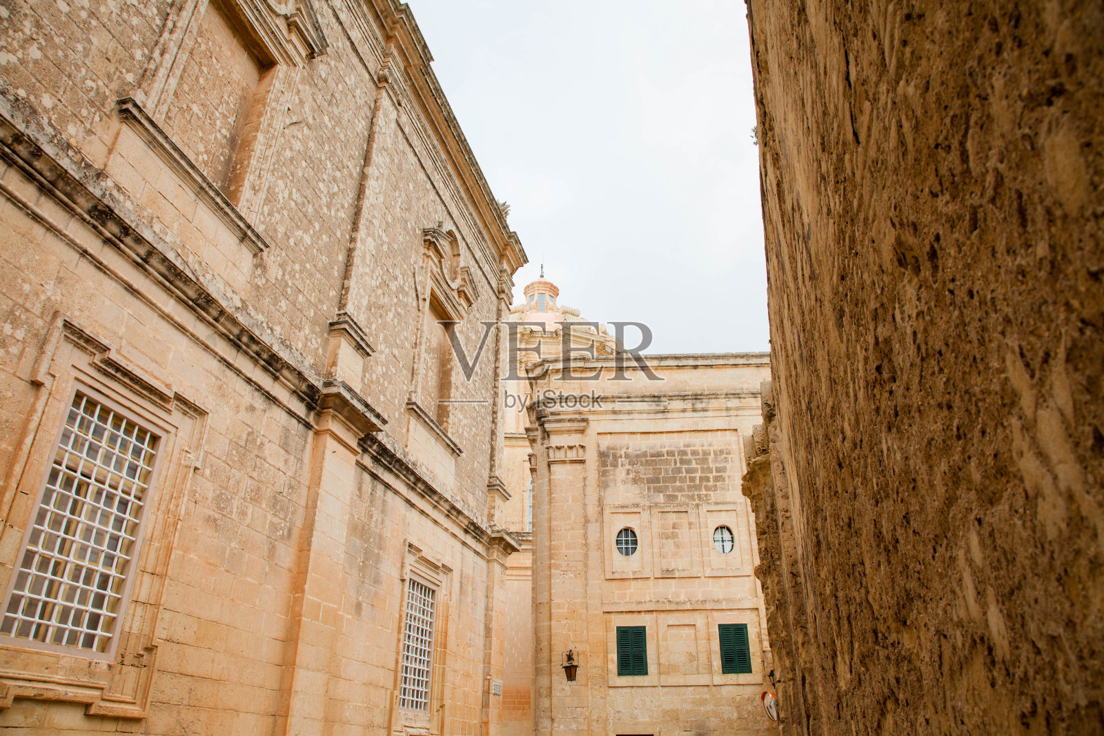 姆迪纳，马耳他- 2019年10月10日-马耳他坚固的城市，中世纪建筑也被称为沉默的城市或鬼城。照片摄影图片